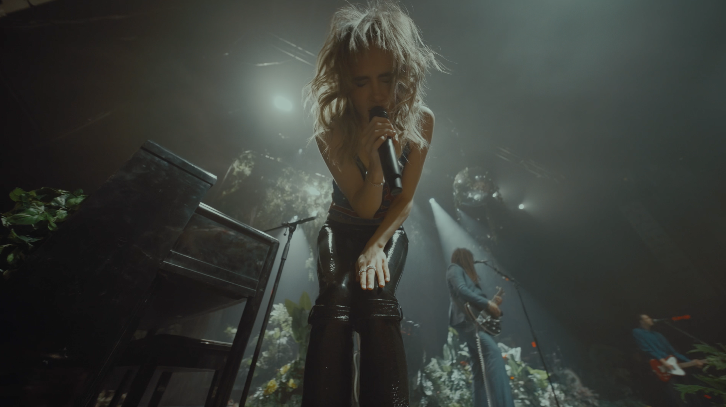 Suki Waterhouse Concert at Roadrunner || Content Creation
