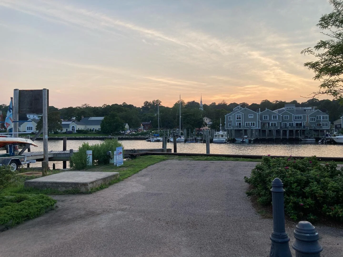 Mirror to the world. #iykyk