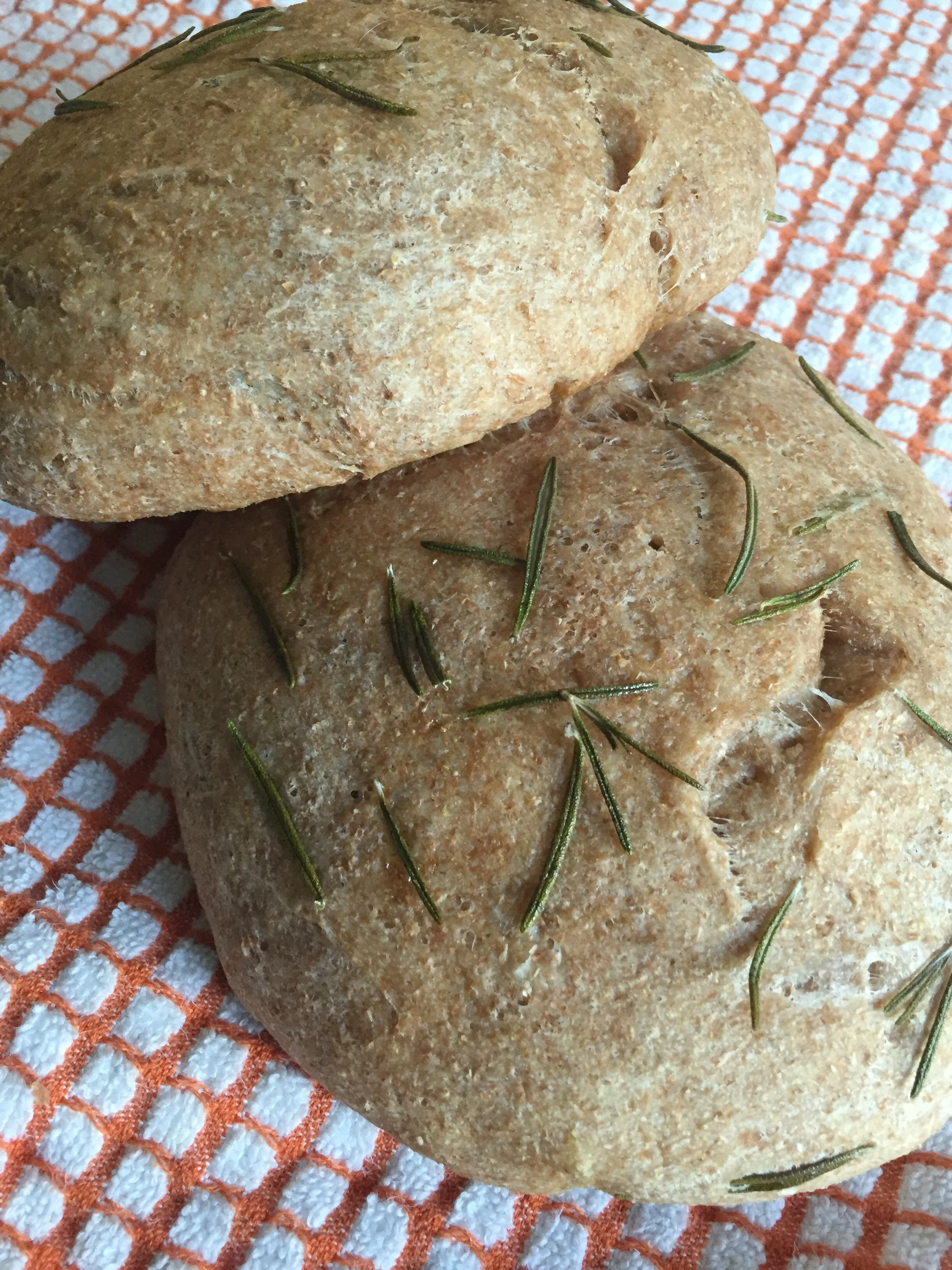 Sunday Baking | Whole Wheat Rosemary Bread