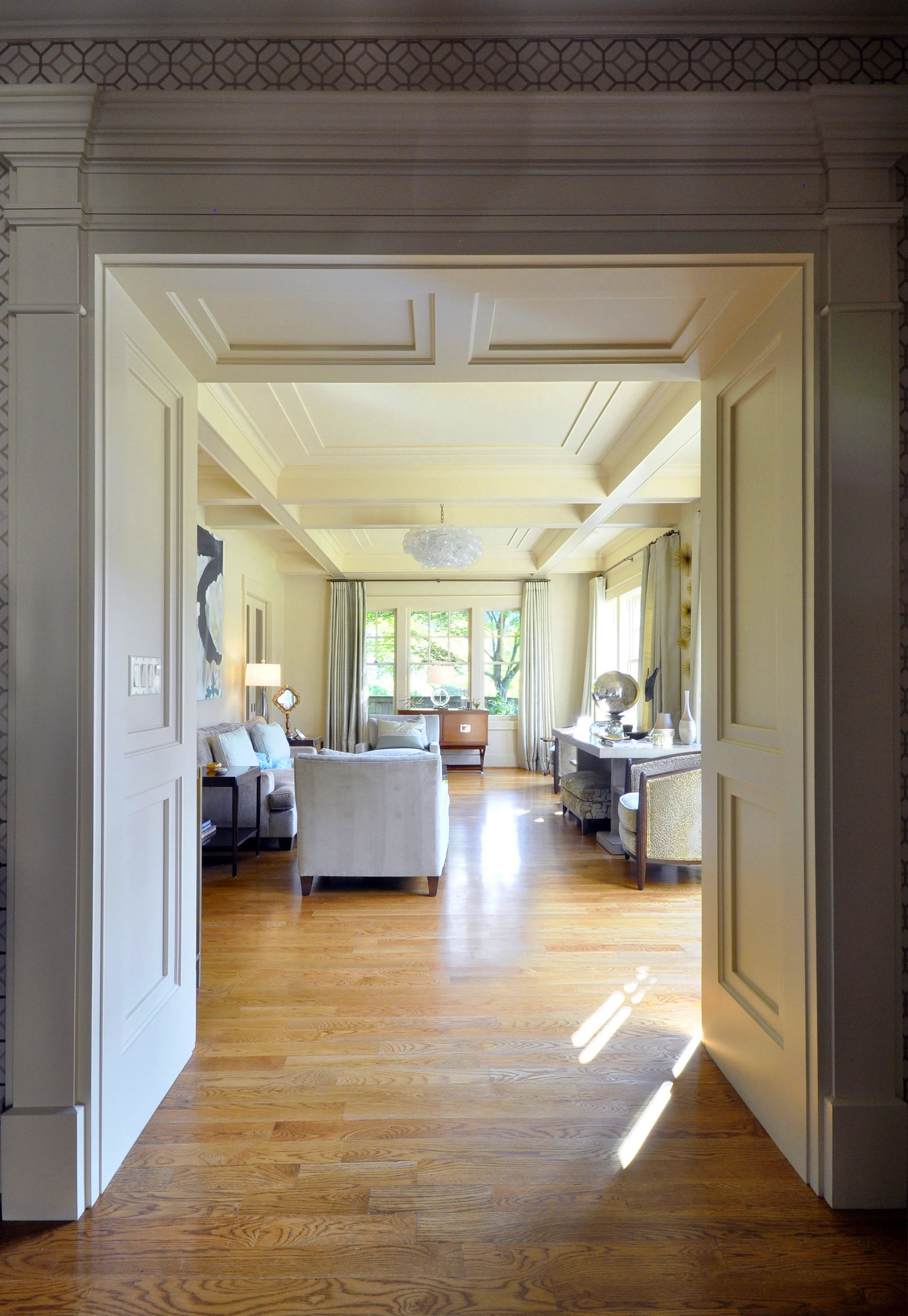 6 Fox_livingroom2.jpg