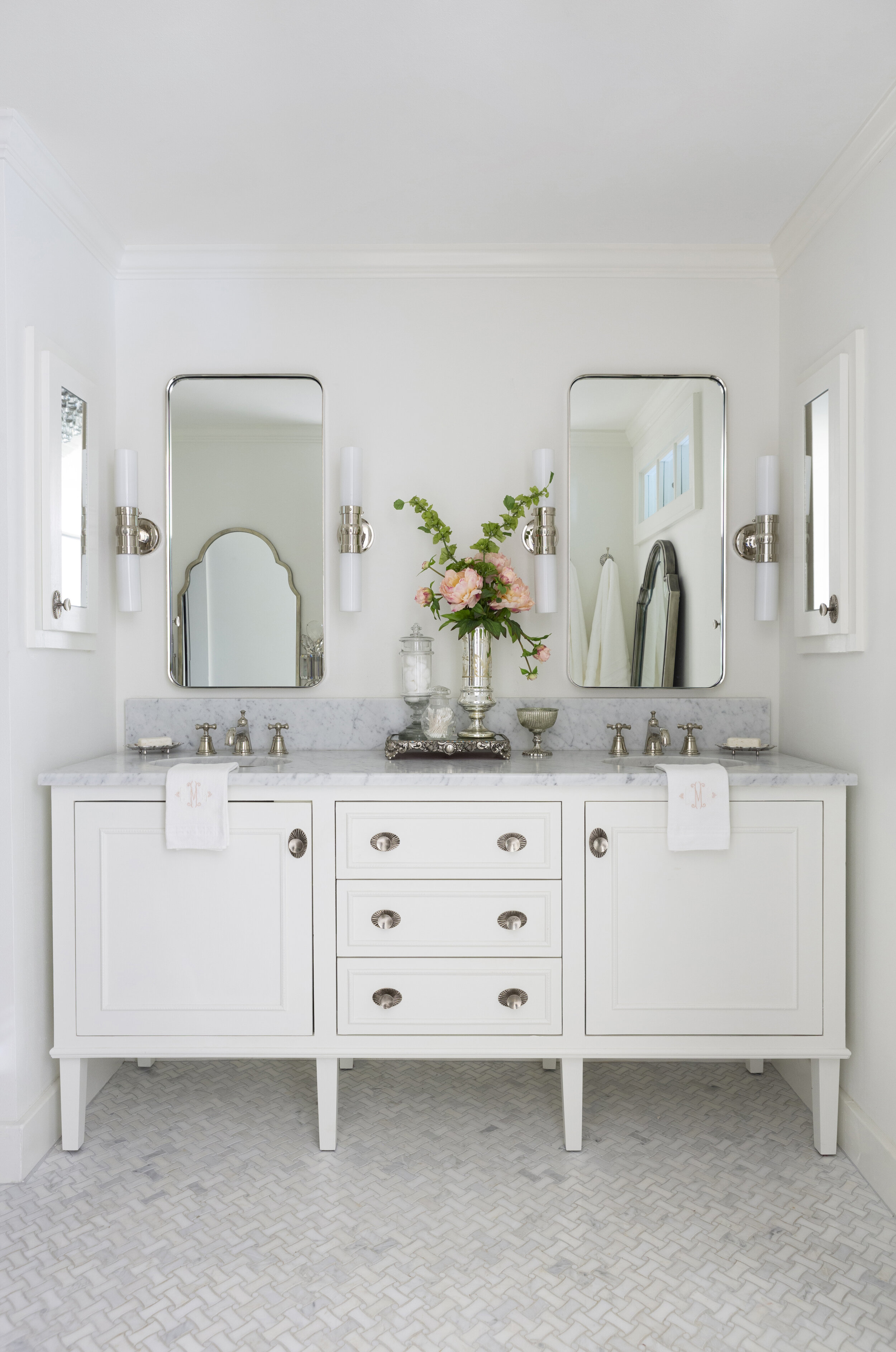 Bright and Clean Master Bathroom Remodel