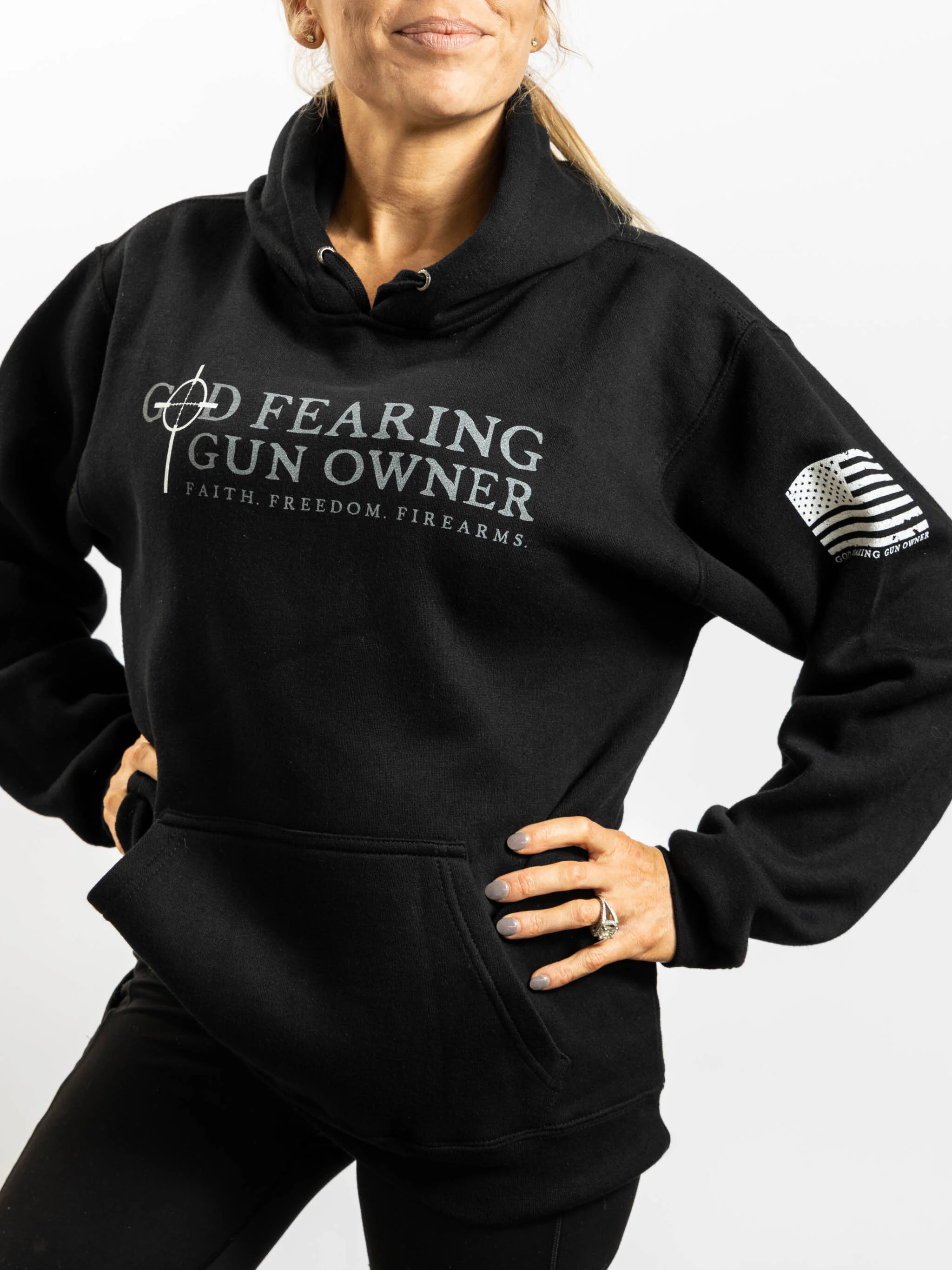 2021-0929_Female_Logo-Sweatshirt-7842.jpg