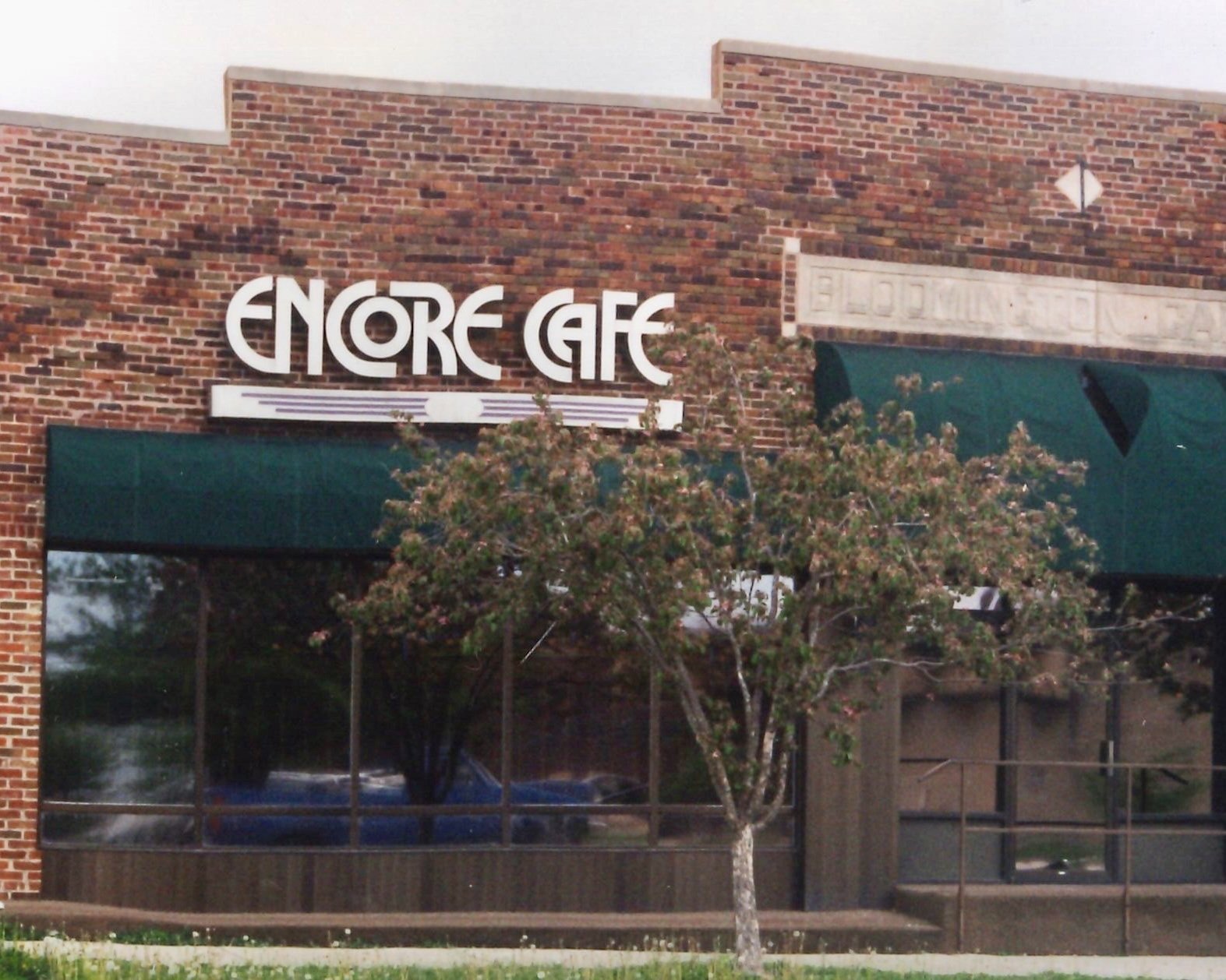Encore Cafe – Now Bloomingfoods Near West Store