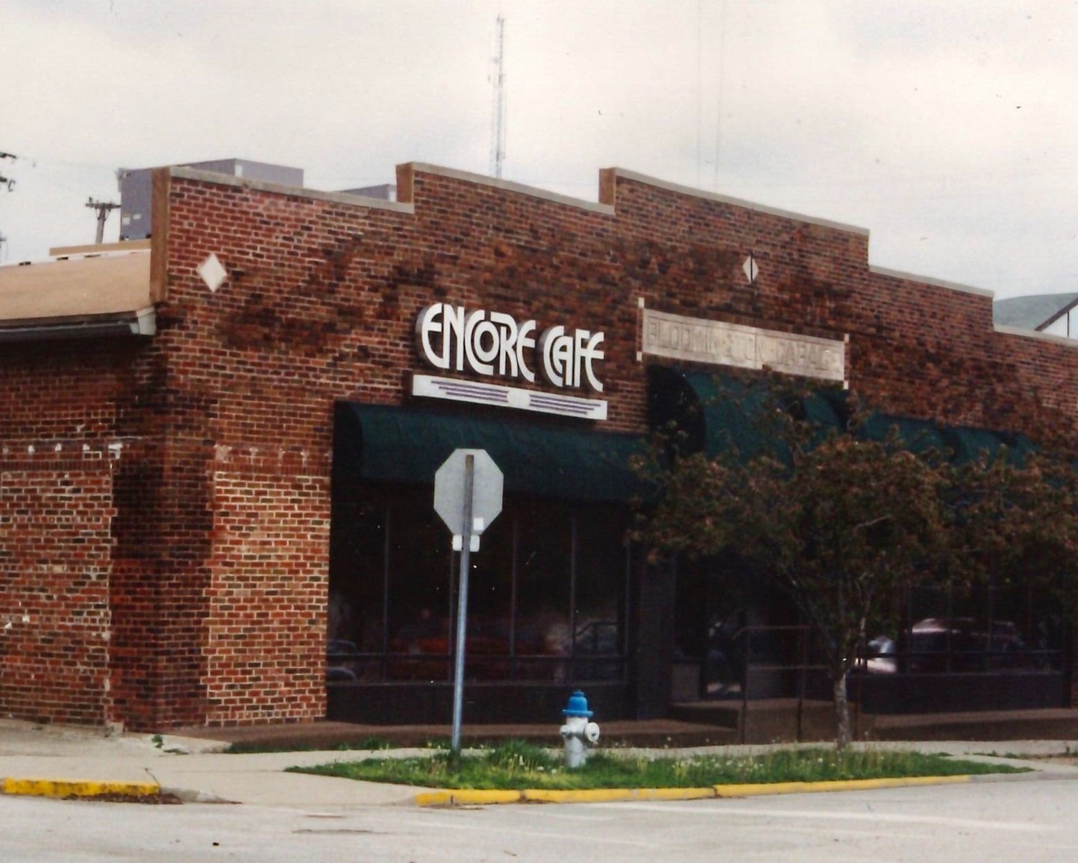 Encore Cafe – Now Bloomingfoods Near West Store