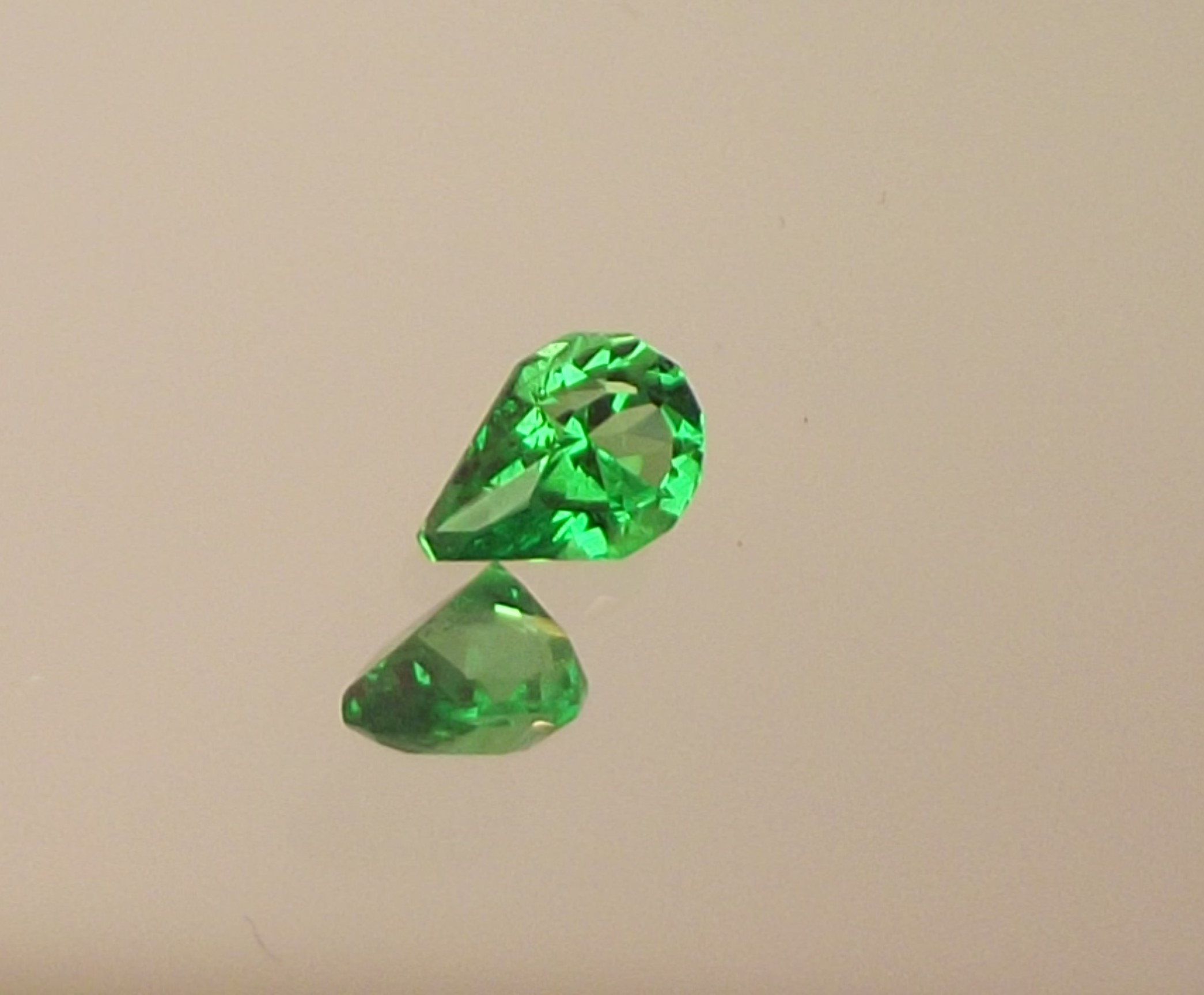 tsavorite1.jpg