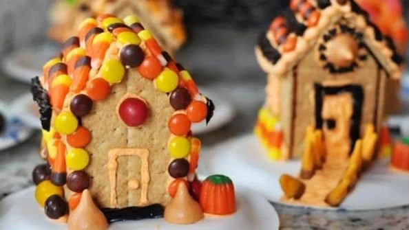 Candy Haunted Houses