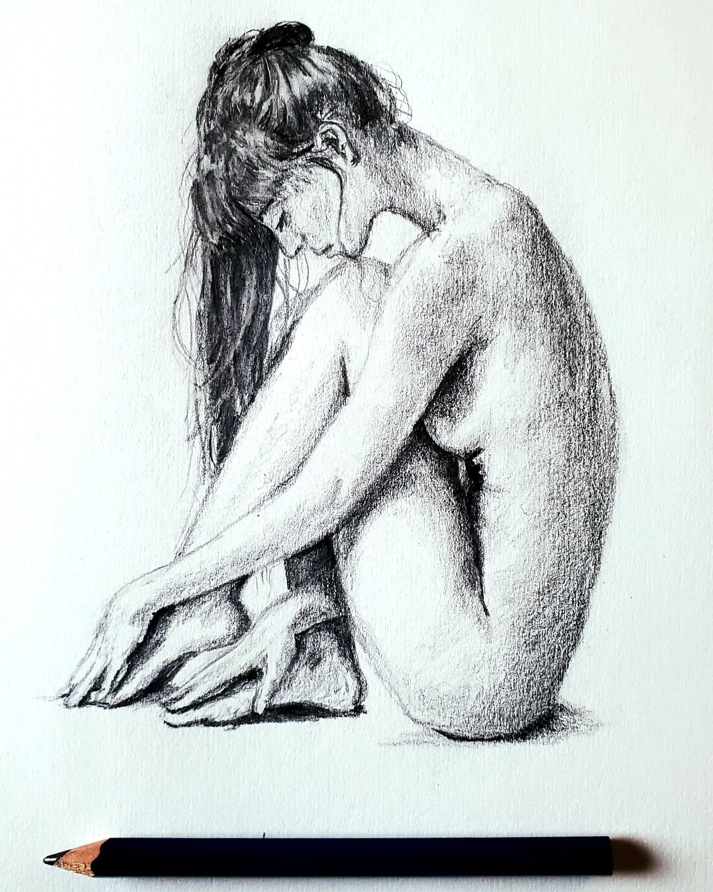 Figure drawing practice

_____

#pencildrawing #model #figuredrawing #sketchbook #artoftheday #dailyart #pencilsketch #blackandwhite #seacoastnh #newhampshire