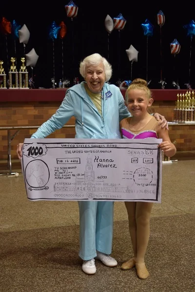 0-8 Scholarship Winner - Hanna Alvarez