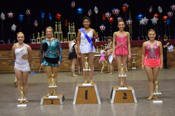 International Strut 12-14