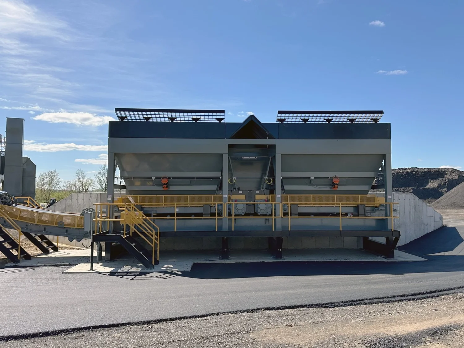 Bin Rapper System Recyled Asphalt Pavement (RAP) Systems — ALmix - Asphalt Equipment Company