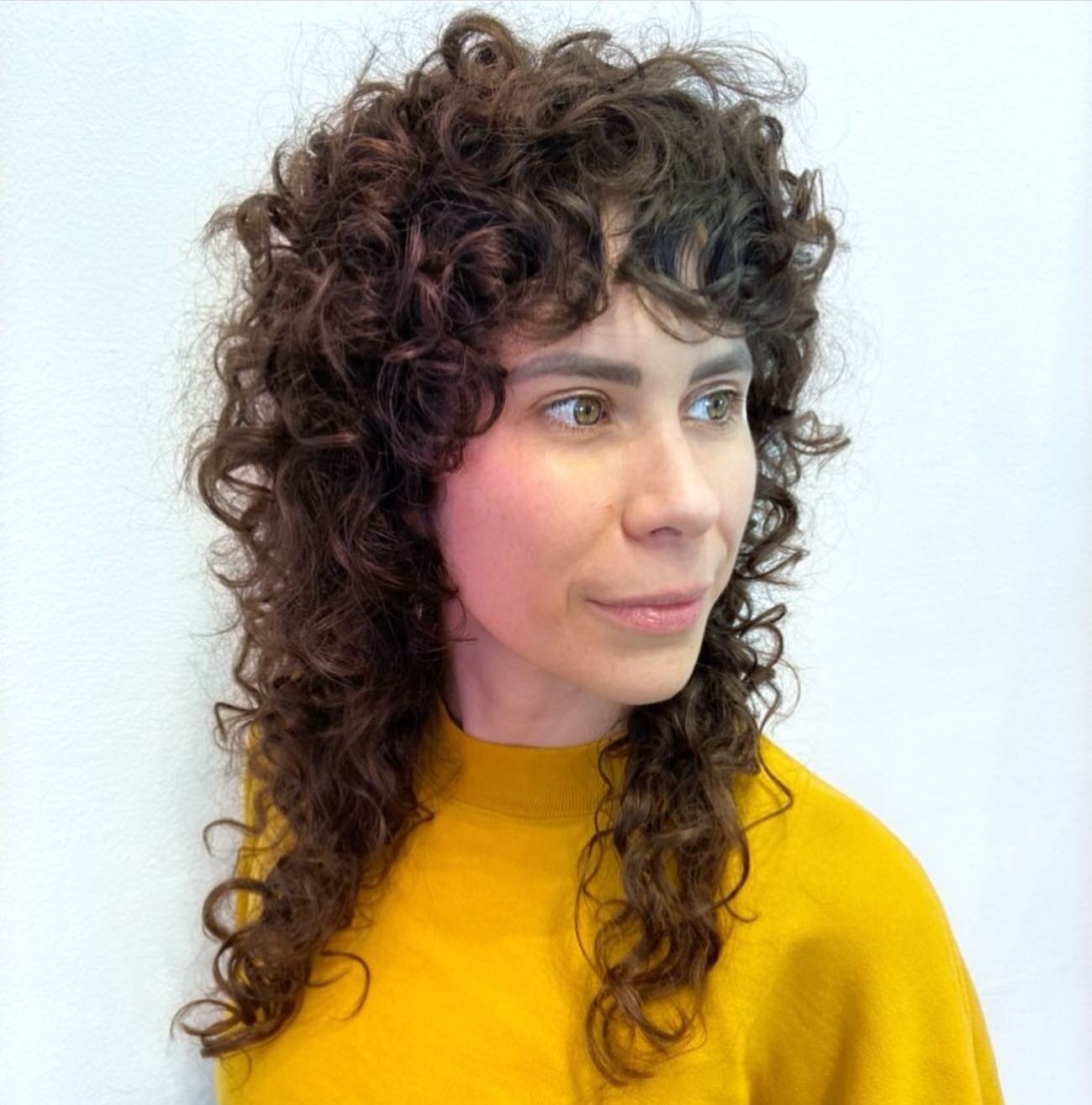 Repost alert: image and text via @gildedrazors , mentions @afterworldorganics as &ldquo;my favorite brand for soft beautiful curls&rdquo; -gildedrazors

Cleansing for this look with hair glow and styling with hair healer and moisture lock!!

#curlyha