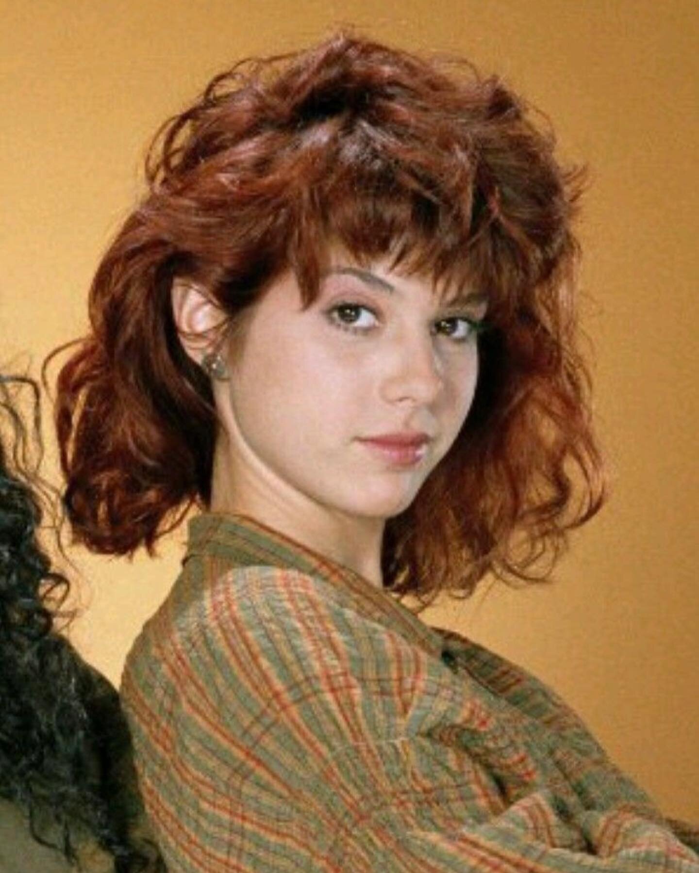 Marisa Tomei appreciation -in the film &ldquo;My Cousin Vinny, 1992
D.A. Jim Trotter: &ldquo;Ms. Vito, what is your current profession?&rdquo;
Mona Lisa Vito: &ldquo;I&rsquo;m an out-of-work hairdresser.&rdquo;

#1990s #marisatomei #mycousinvinny #sh