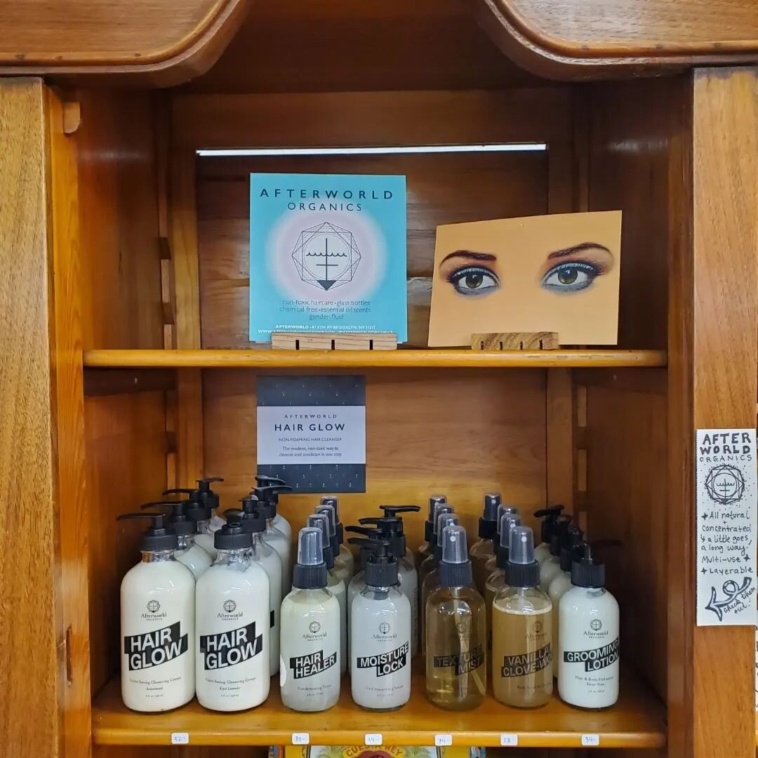 AFTERWORLD IN BULK now available at Soap &amp; Supply Refill Bar in Santa Fe! Re-use your beautiful glass bottles here 😍 @soapsantafe @afterworldorganics
***********************

#ecofriendly #reuse #refill #recycle
#afterworldorganics #badlandssalo
