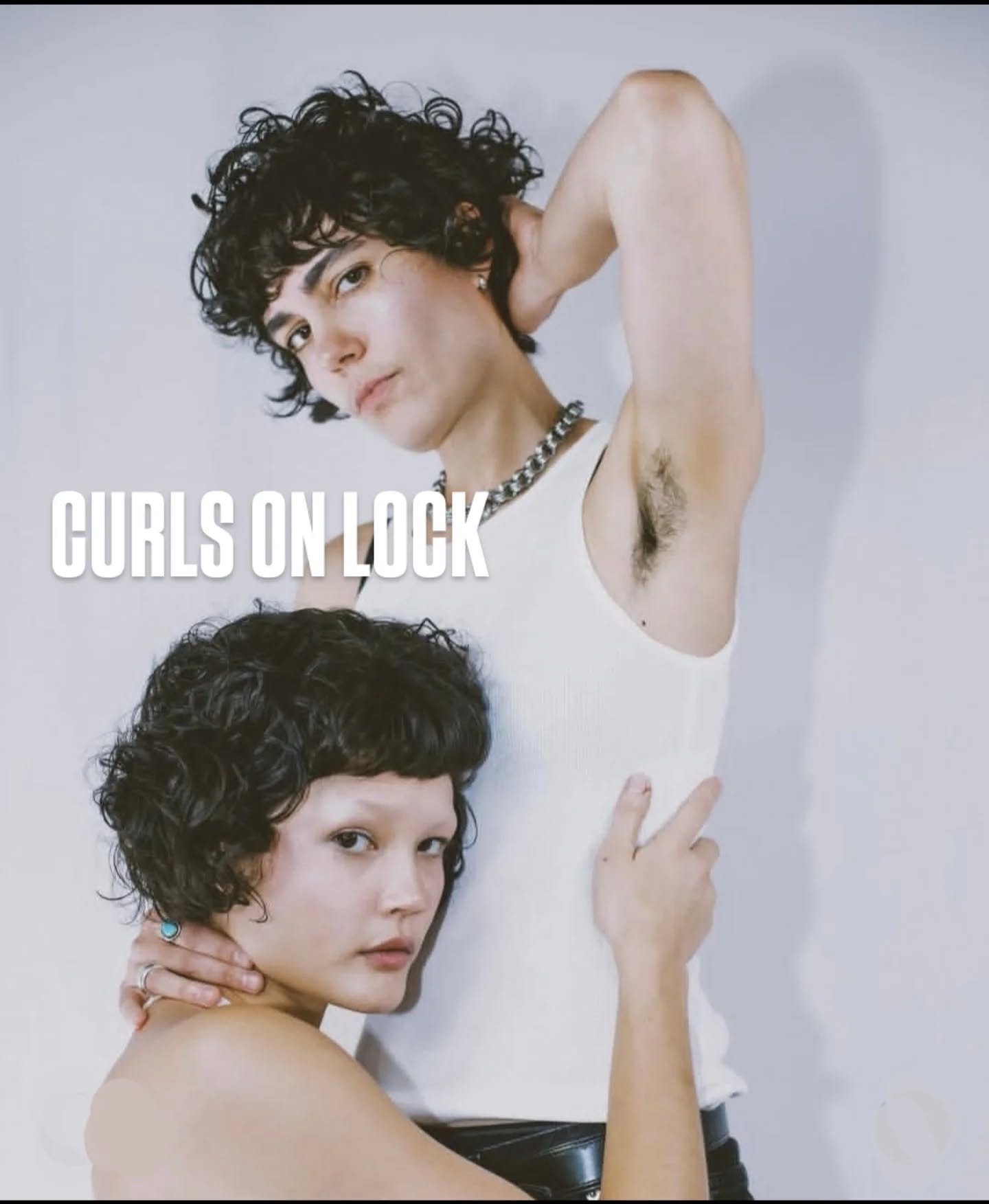 wanna know the best ORGANIC CURL ROUTINE?! 💋 it's easy-- VOLUME CREAM + MOISTURE LOCK 💋💋💋 GIT IN ON SALE NOW AT @afterworldorganics  thank you Bel and Em @m00n.luvrz @illtakeanolive
 #queerhair #curlyhairdontcare #curlyhaircare