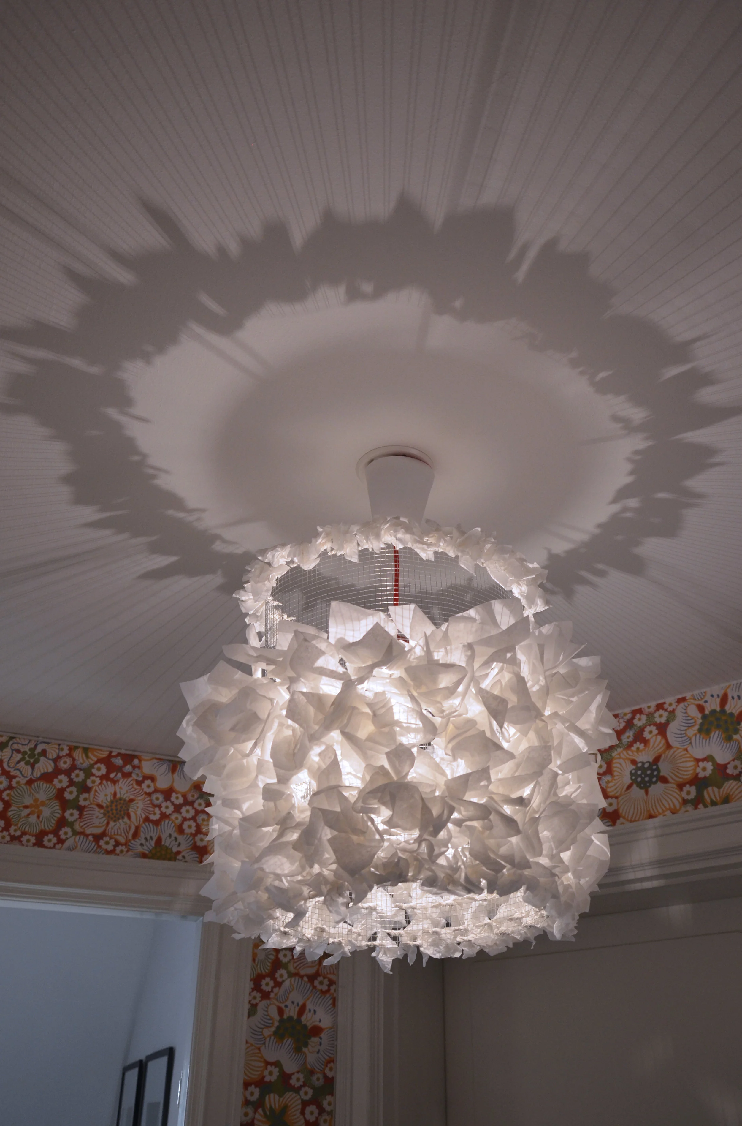 Maja_lampa_tand_staende_LR.jpg