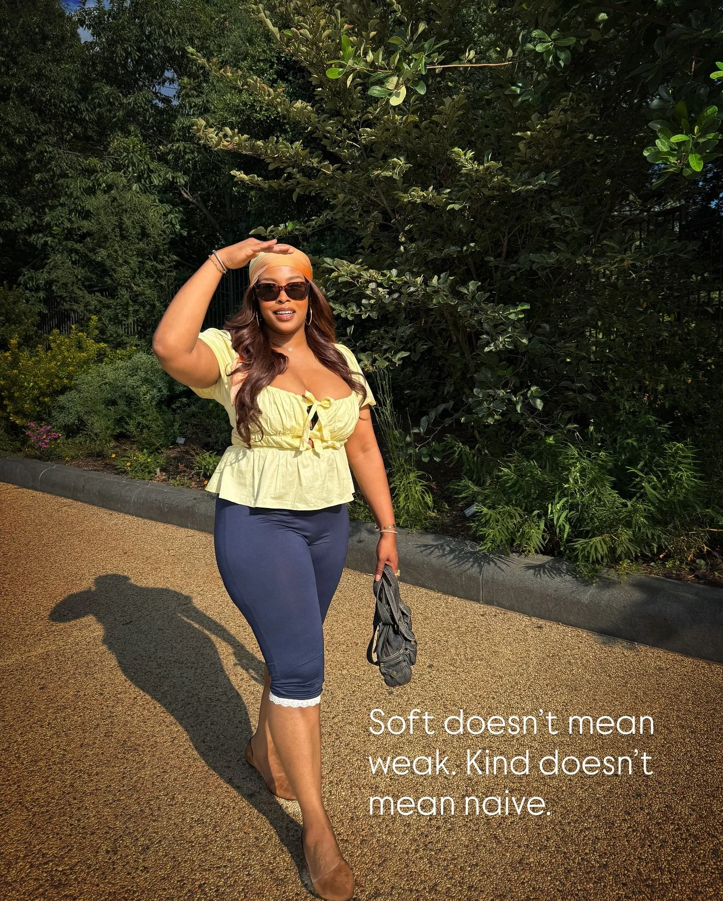 Happy Monday⨠You can be kind, loyal, direct and still misunderstood.
That doesn’t mean you need to shrink.
I’ve learned, Some people fall in love with your energy, but not everyone has the capacity to hold it with care.
That’s not