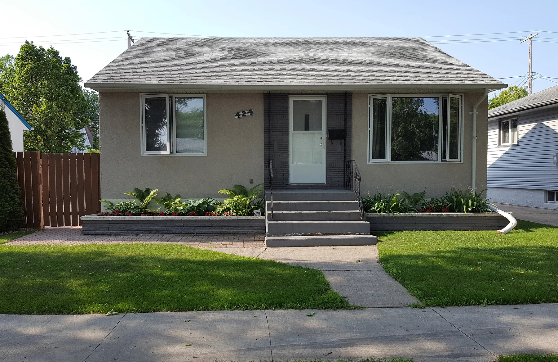 424 Victoria Avenue