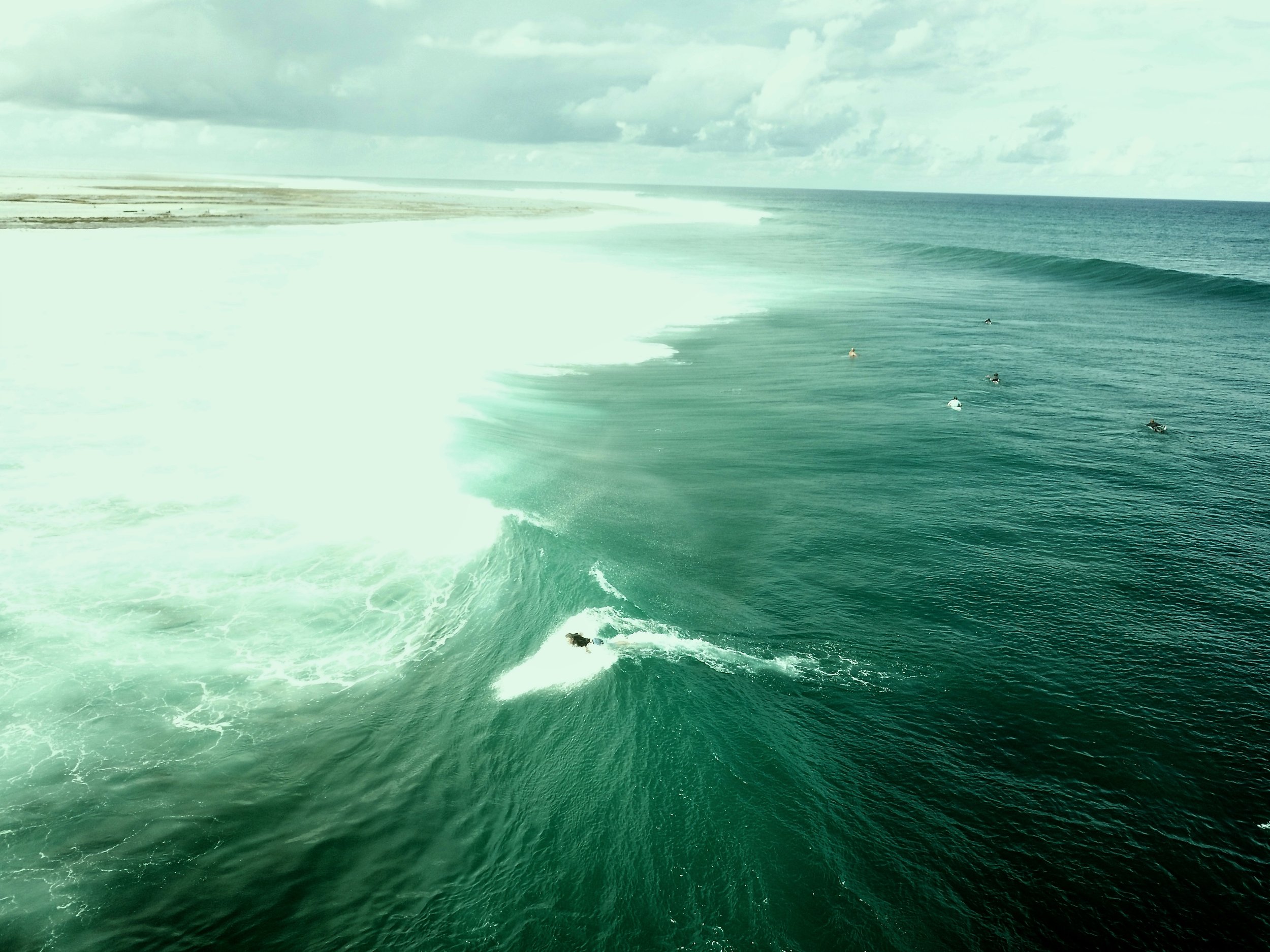 Slight offshore winds all day. 