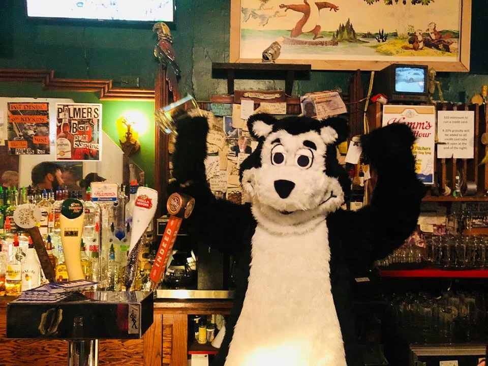 Palmer’s loves Hamm’s!