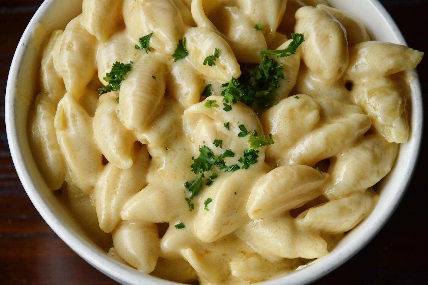 Serving up good food and craft cocktails all day today from 11:30am-9pm with indoor/outdoor dining and online ordering/curbside pick-up. Stop in and see us at the Shoe! #macandcheese #getinmybelly #yum #craftdistillery #distillery #craftcocktails #co