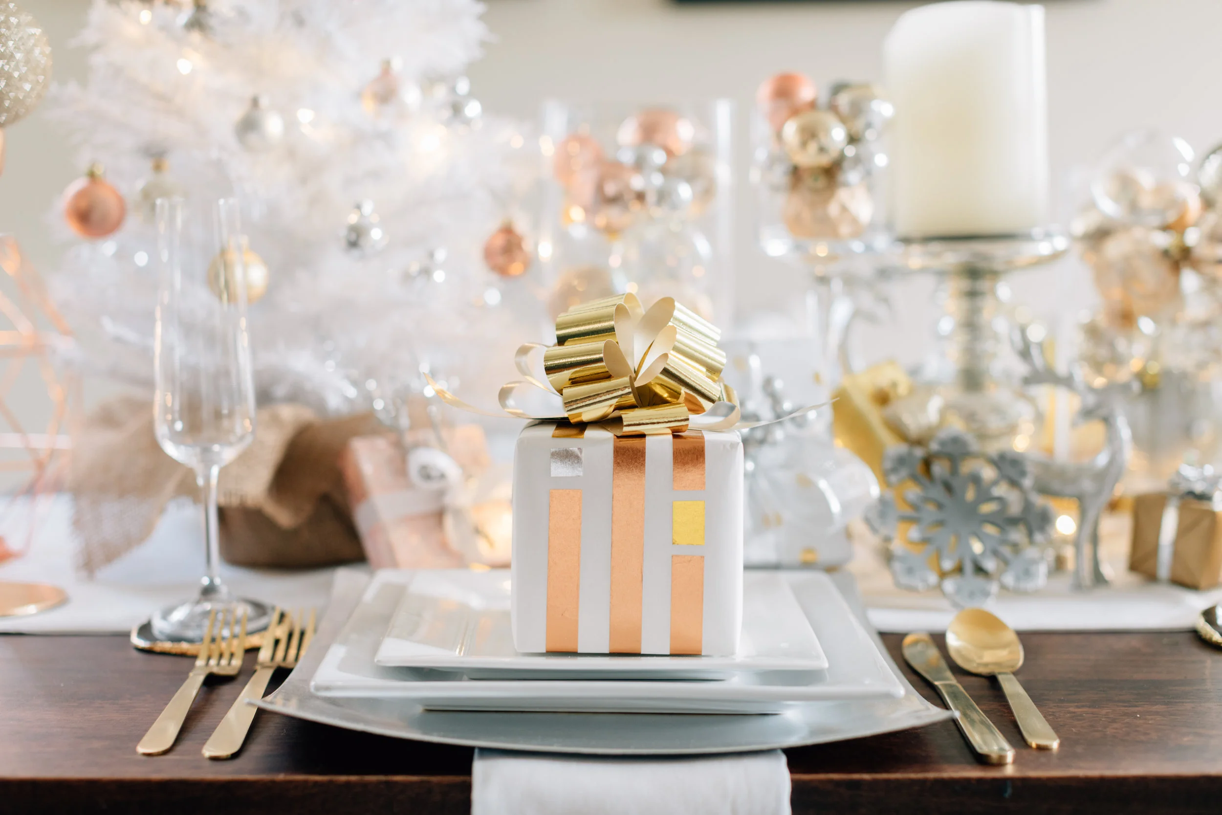 Bow_paper_scissors_branding_holiday_2018-7646.jpg
