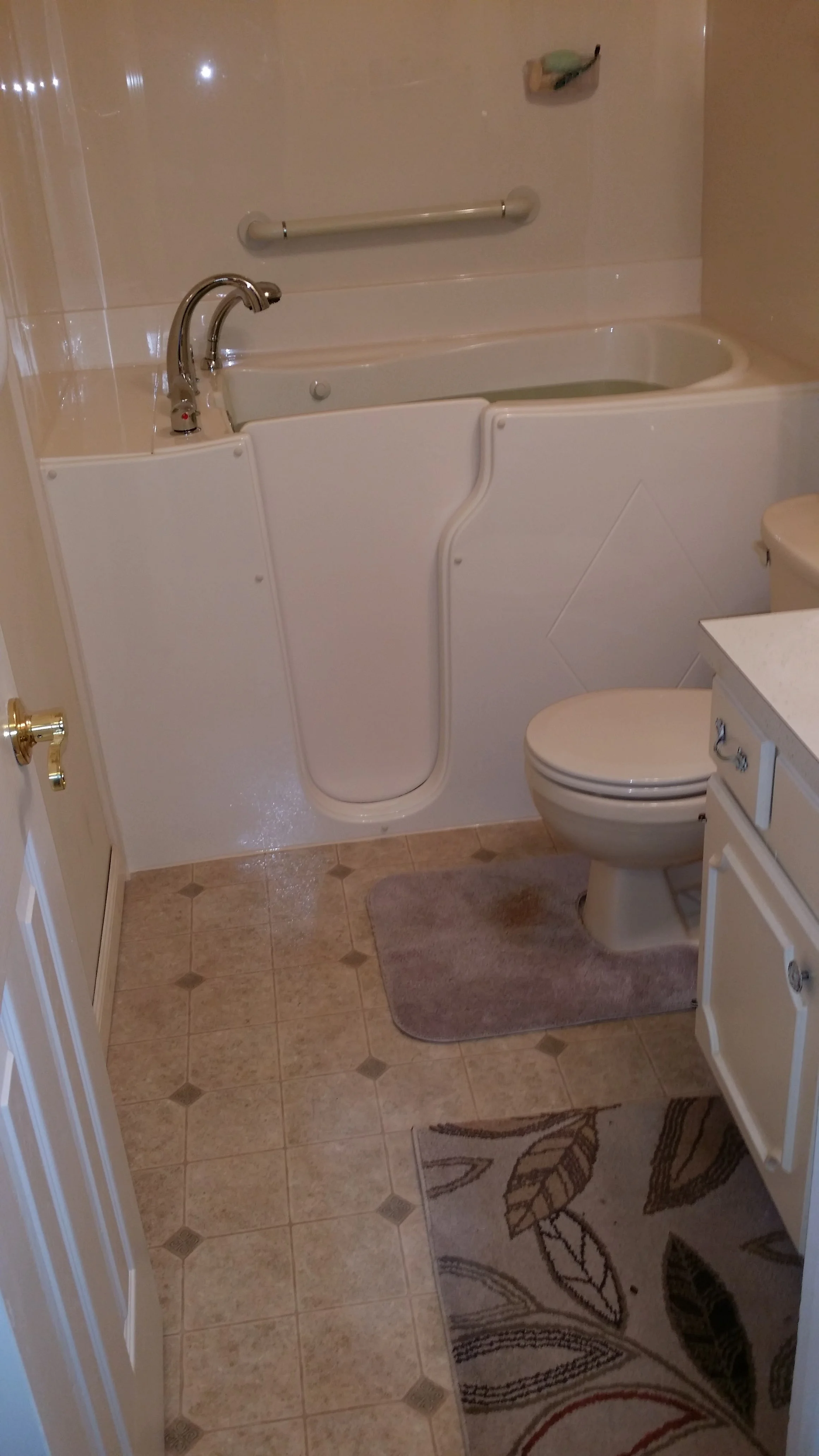 Gallery ??? Bath Innovations | Walk-in Bathtubs