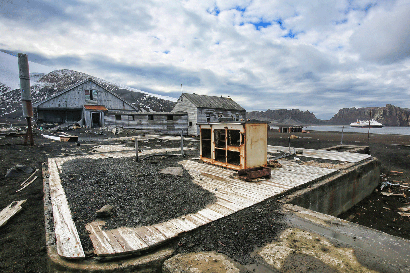 British Antarctic Survey station Biscoe House destroyed by a lahar in 1967.
