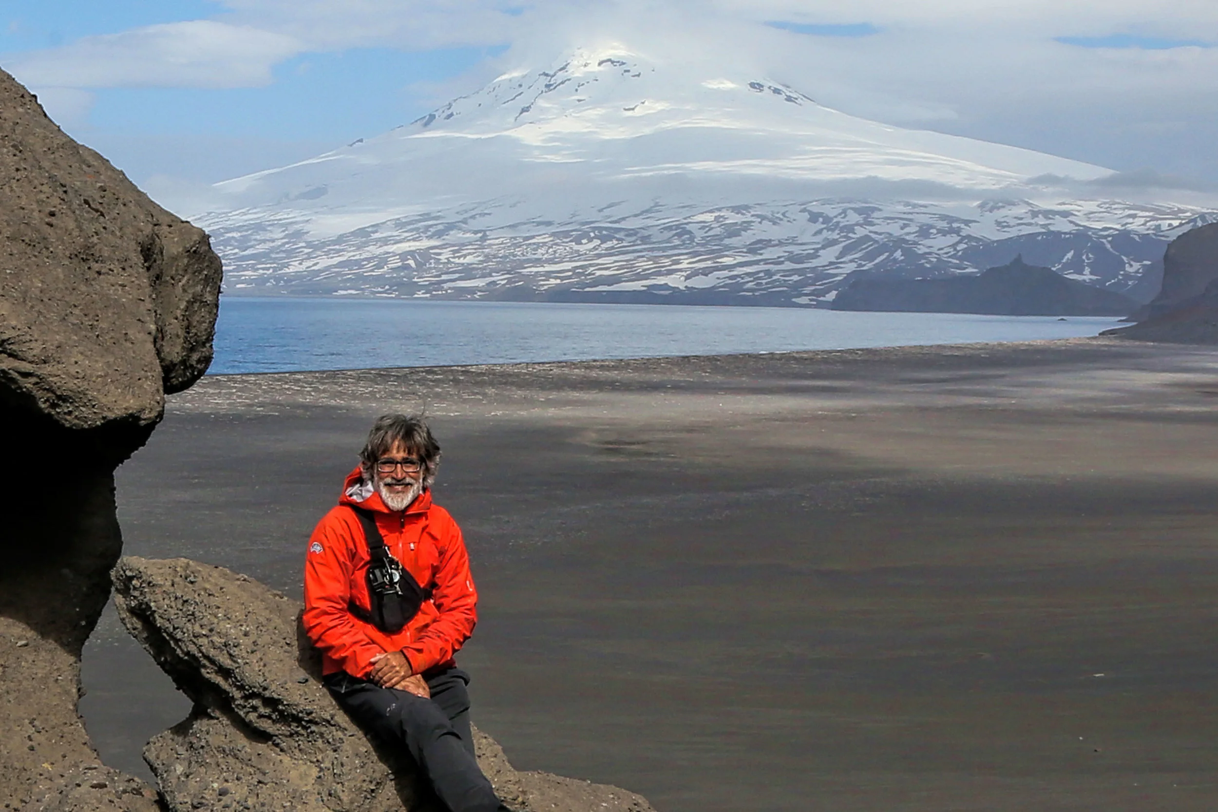 An extraordinarily happy geologist, five months and nine days into “retirement.”