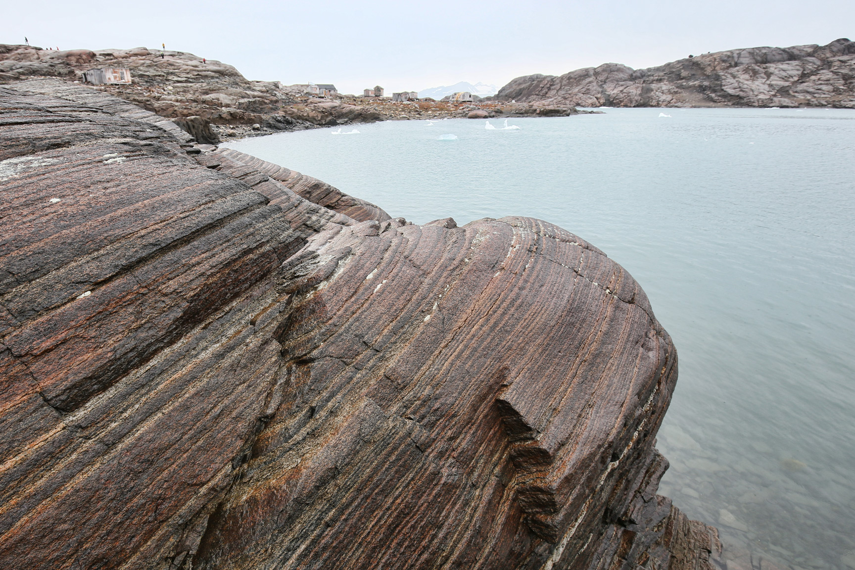 Igneous rocks displaying sedimentary bedding!