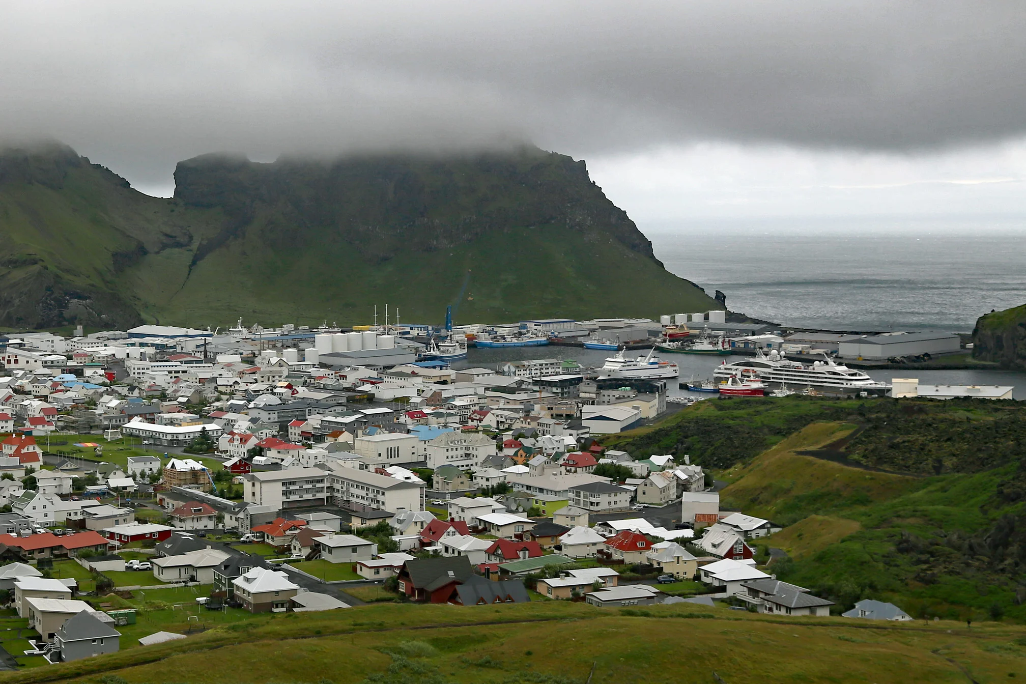 view-of-heimaey-and-le-boreal-from-volcano.jpg
