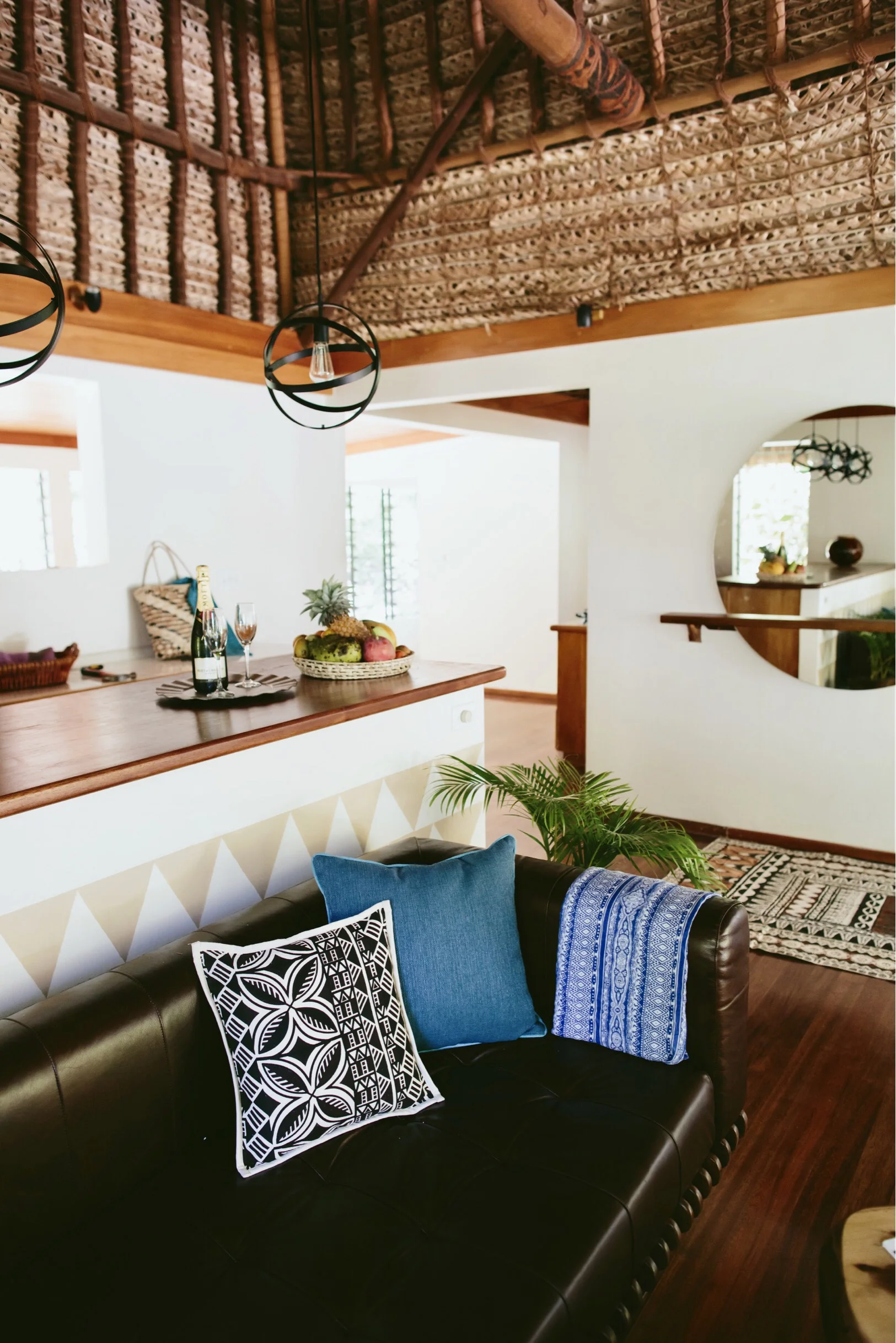 Grand Beachfront Villa Interior Decor.jpg
