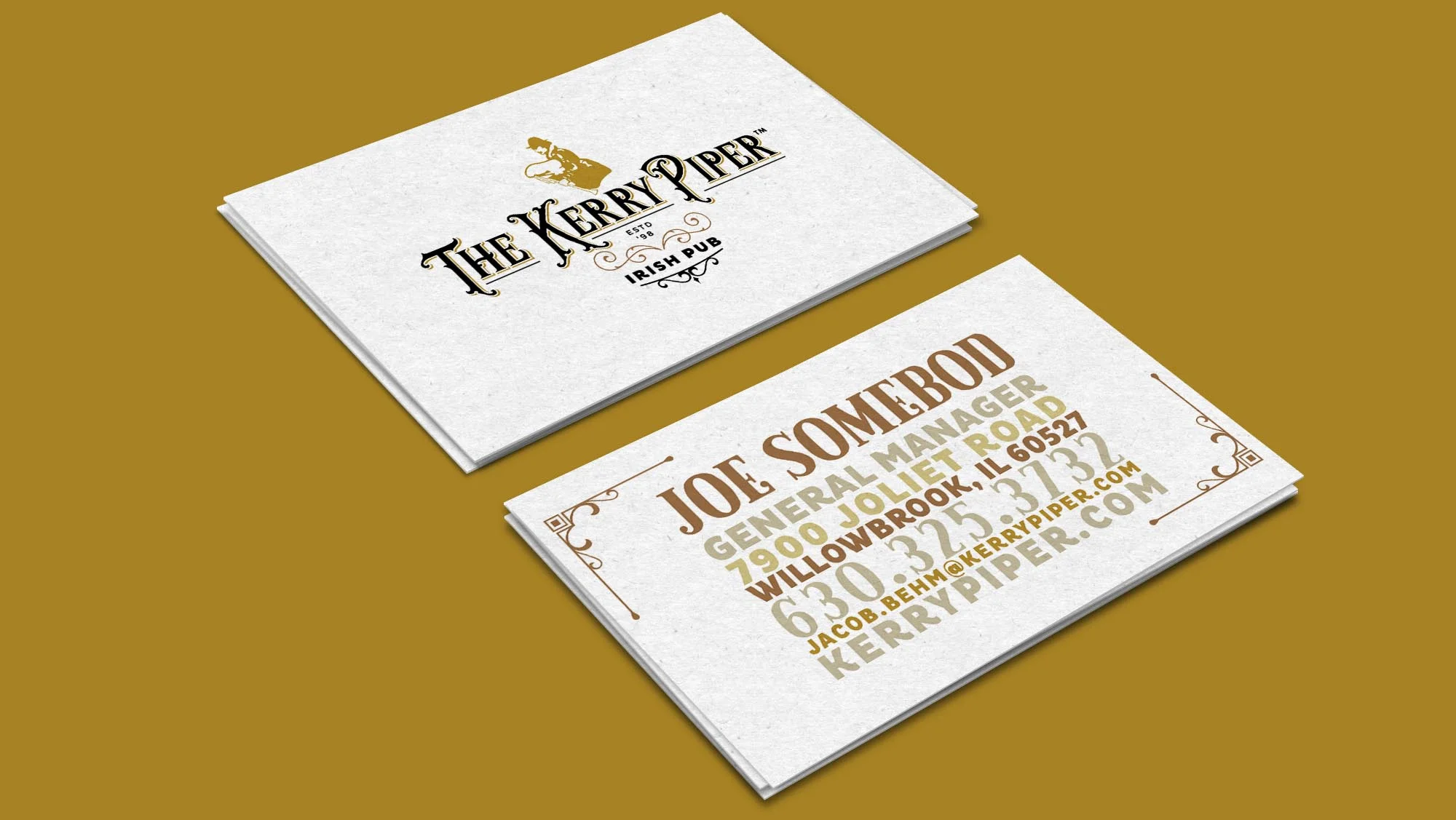 business-card-mockup 4.jpg