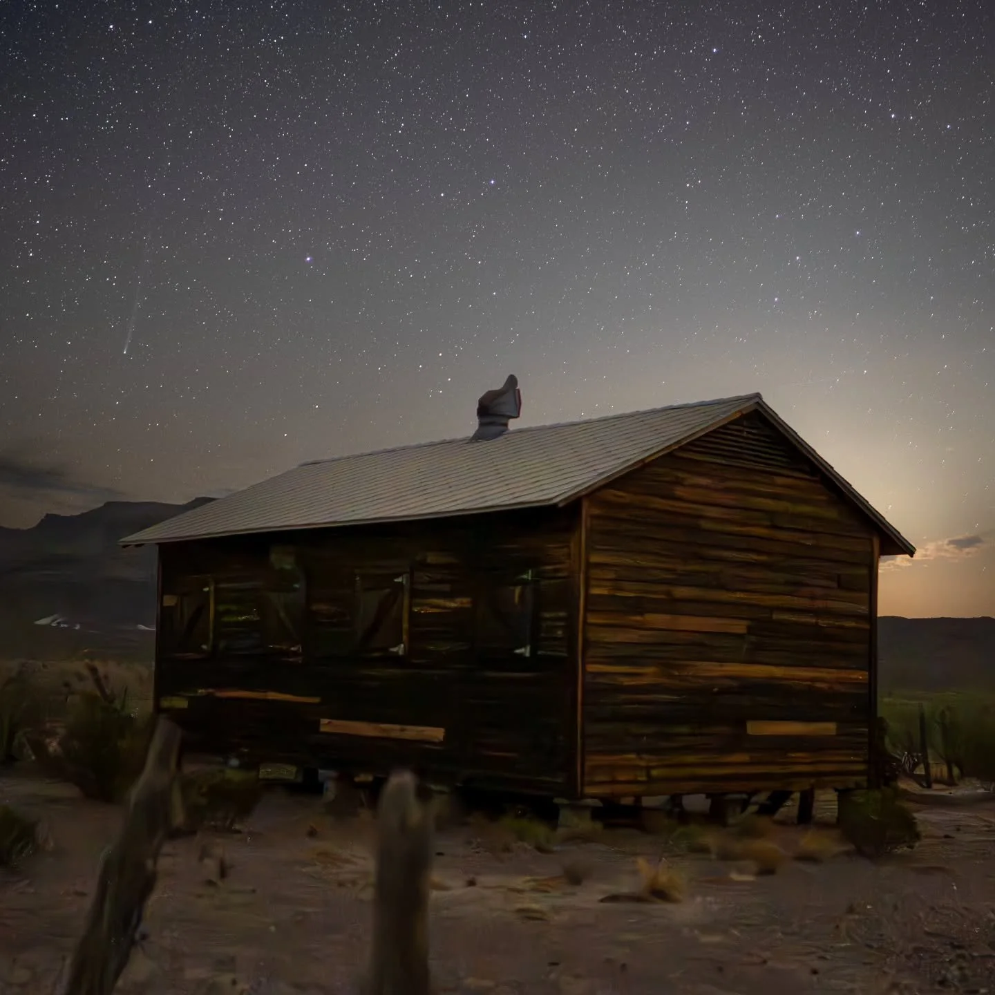A faint glimpse of Comet Panstarrs with rising moon light from Big Bend National Park in Texas.  04/13/26
#milkyway #stars #astro #nightscaper #texas