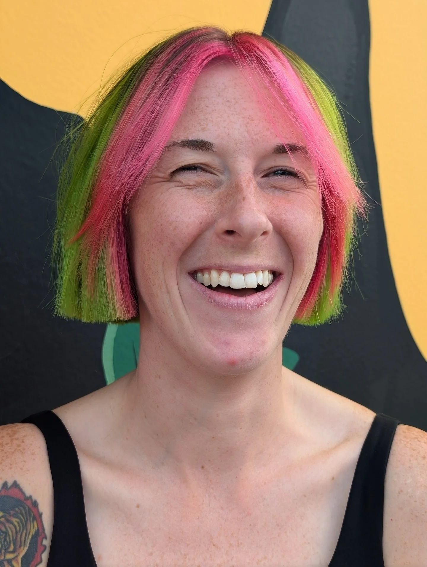 🍉 This watermelon-y goodness brought to you by our fearless leader @chelseacriesatwork. 🍉

Always using @evopro 

#thehideoutsalonandlounge #weirdiswelcome #EastNashville #nashville #nashvillesalon #evosalon #evostylist #queersalon #nashvillestylis