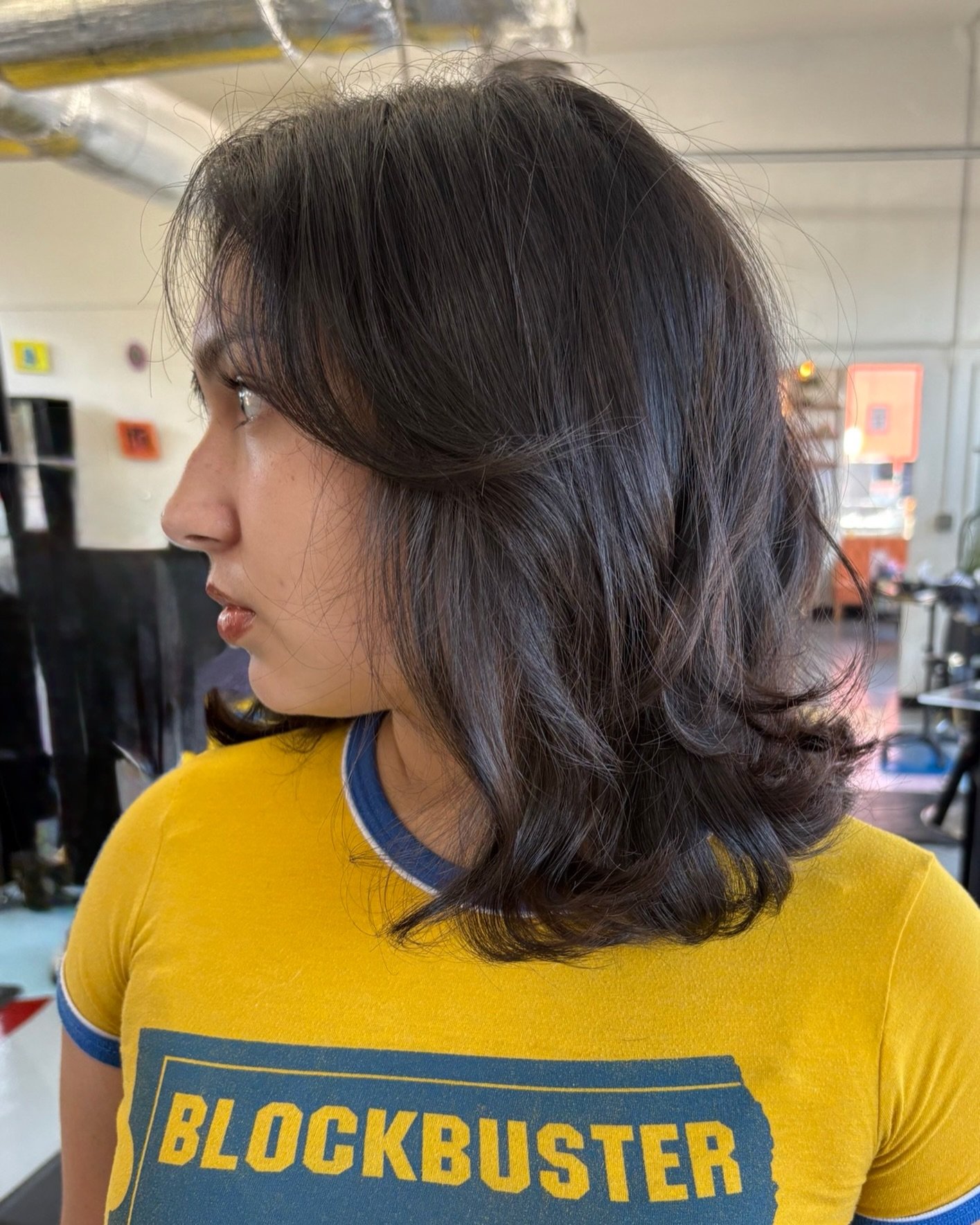 🎬🎬🎬 block buster shape by @pepper_styles 

Long, soft layers - styled with @evopro 

#thehideoutsalonandlounge #weirdiswelcome #EastNashville