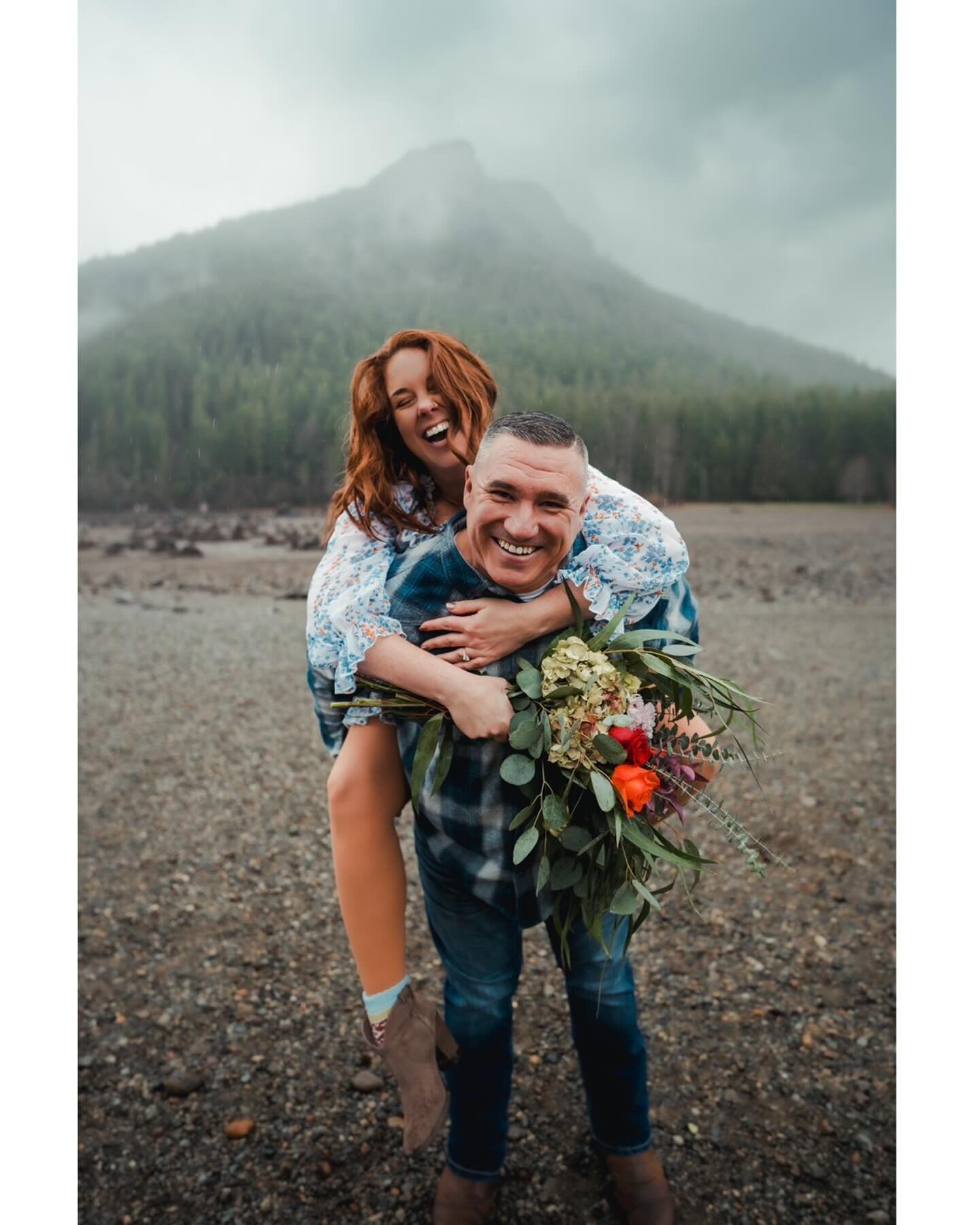 Sometimes the rainclouds make the best backdrop🫶🏻

#jordymarie #jordymariephotography #yelm #yelmphotographer #engagementphotography #familyphotography #couplesphotography #tacomaphotographer