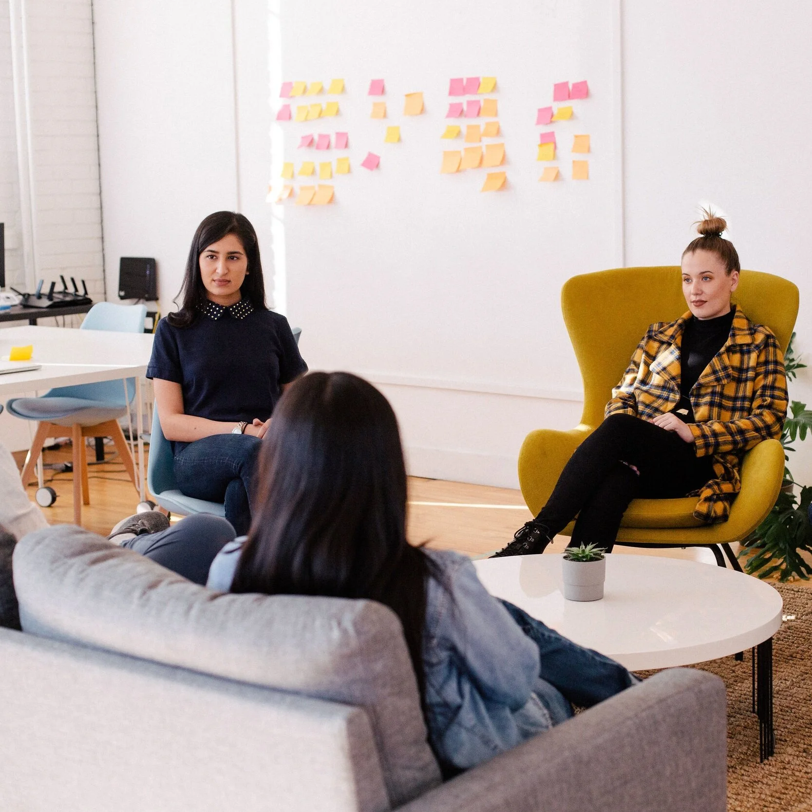 How To Create Pitches Your Contacts Can't Refuse