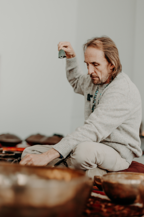 Inner Vibrational Journey through Breath &amp; Sound Work 