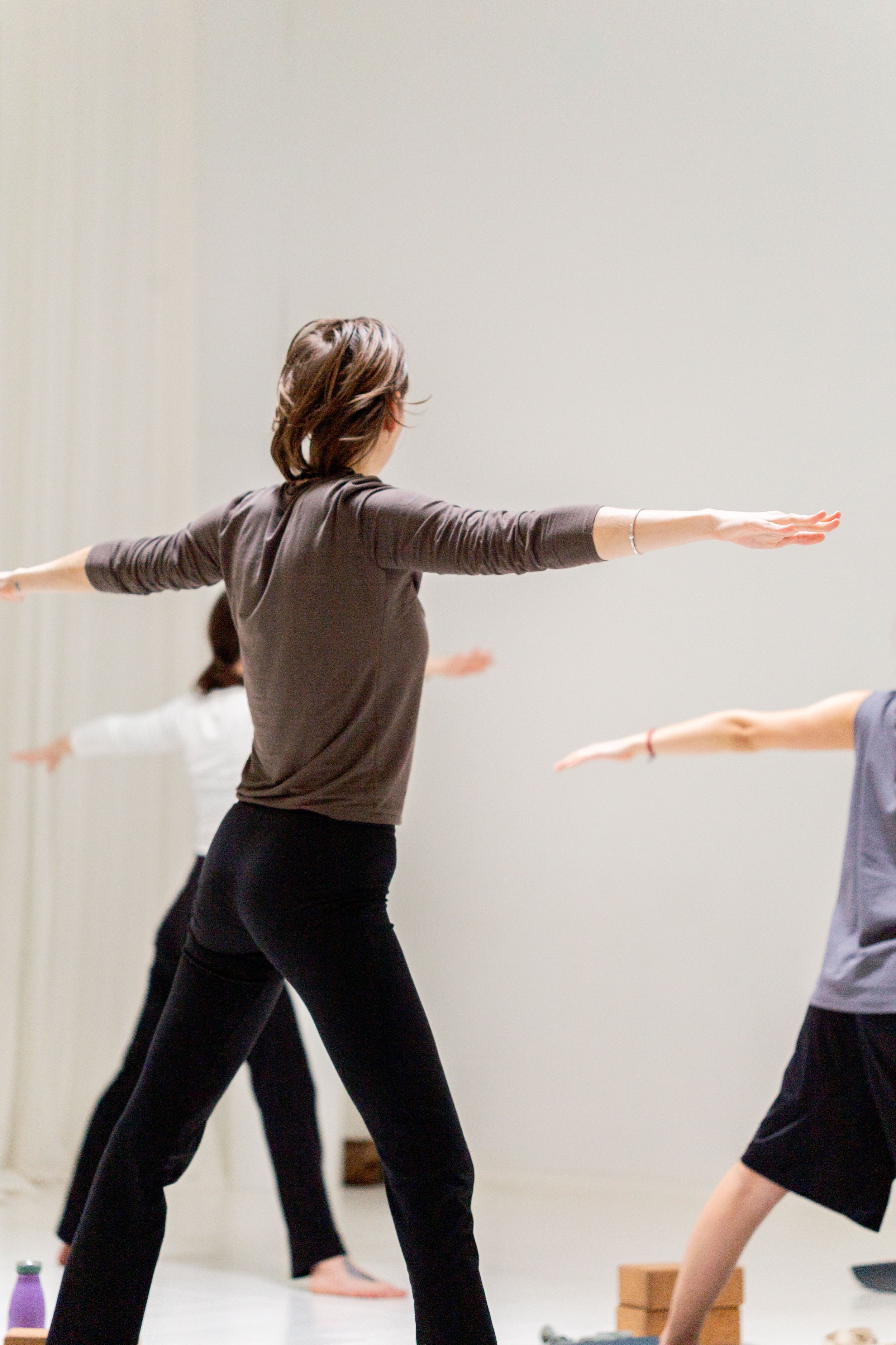 Foundations I: Start Your Yoga Journey with Confidence. 