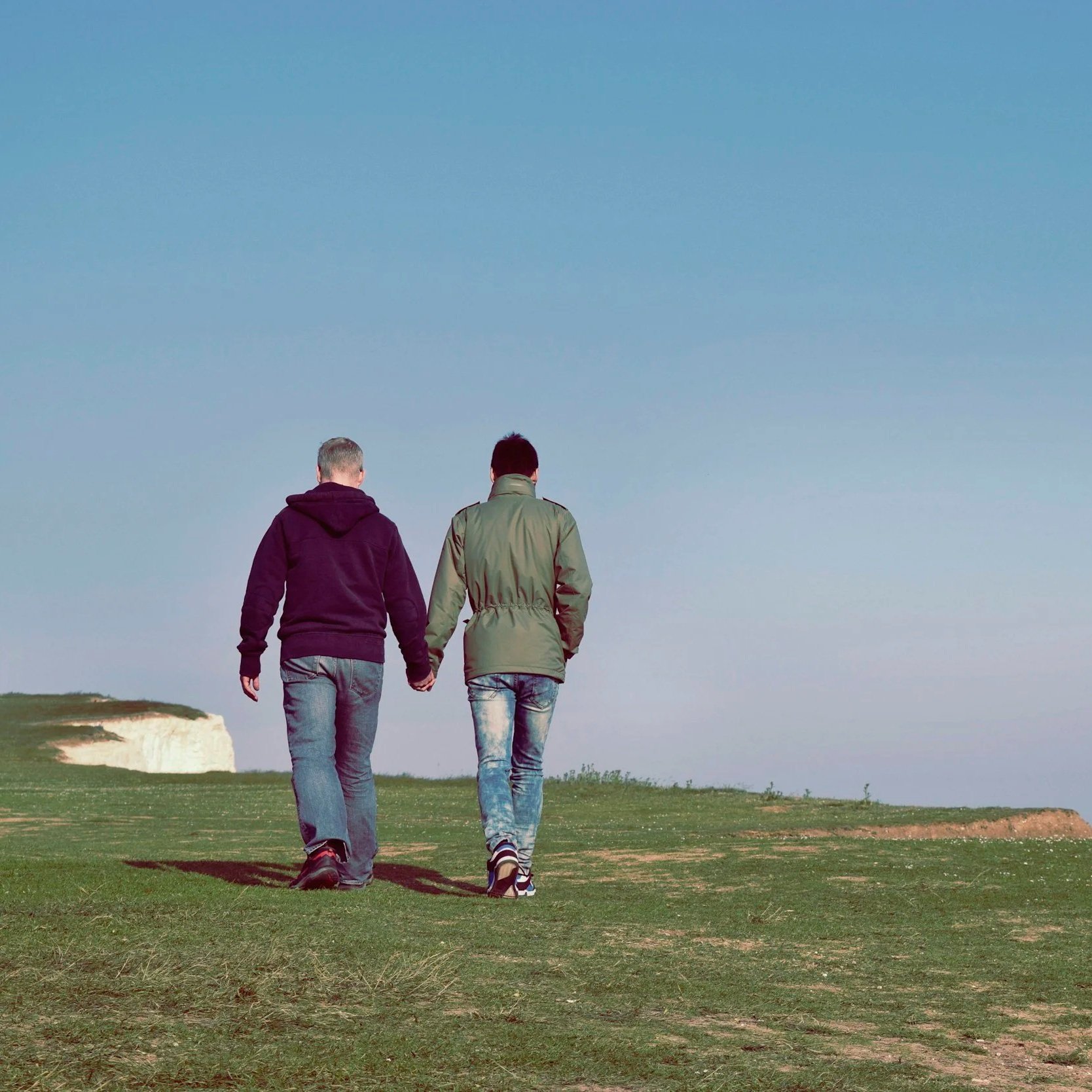 How to Spot Signs of Emotional Maturity When Dating: Advice from a Gay Therapist in Melbourne