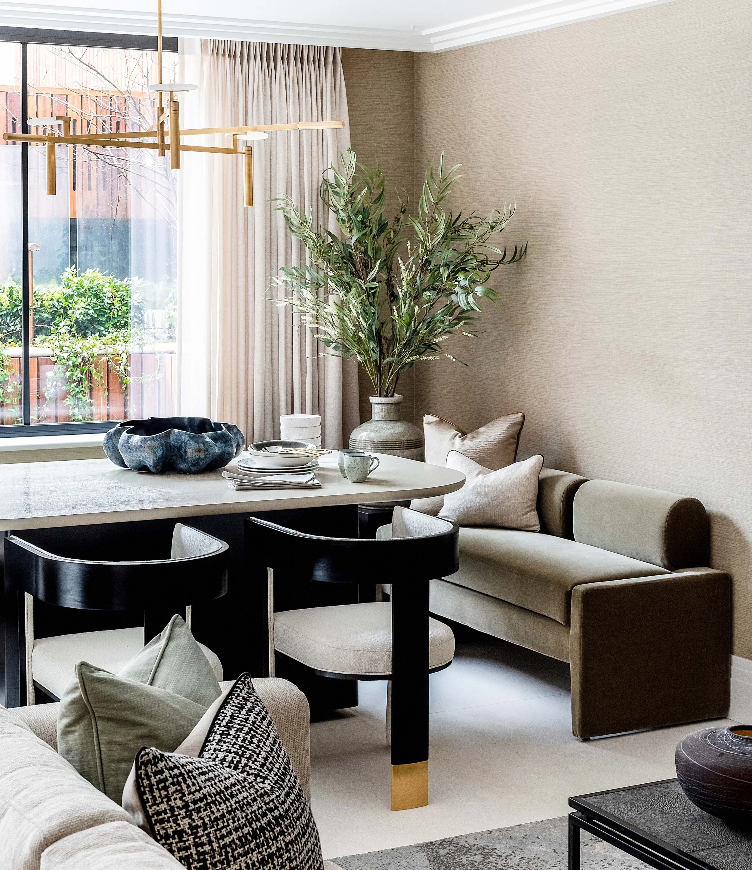 How To Create Luxury Spring Interiors