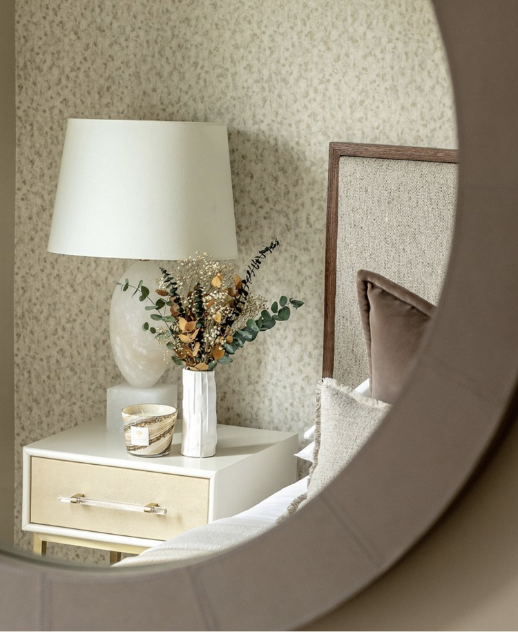 Surrey's Epitome of Luxury: Our Guide to Prestige Living &amp; Bespoke Elegance