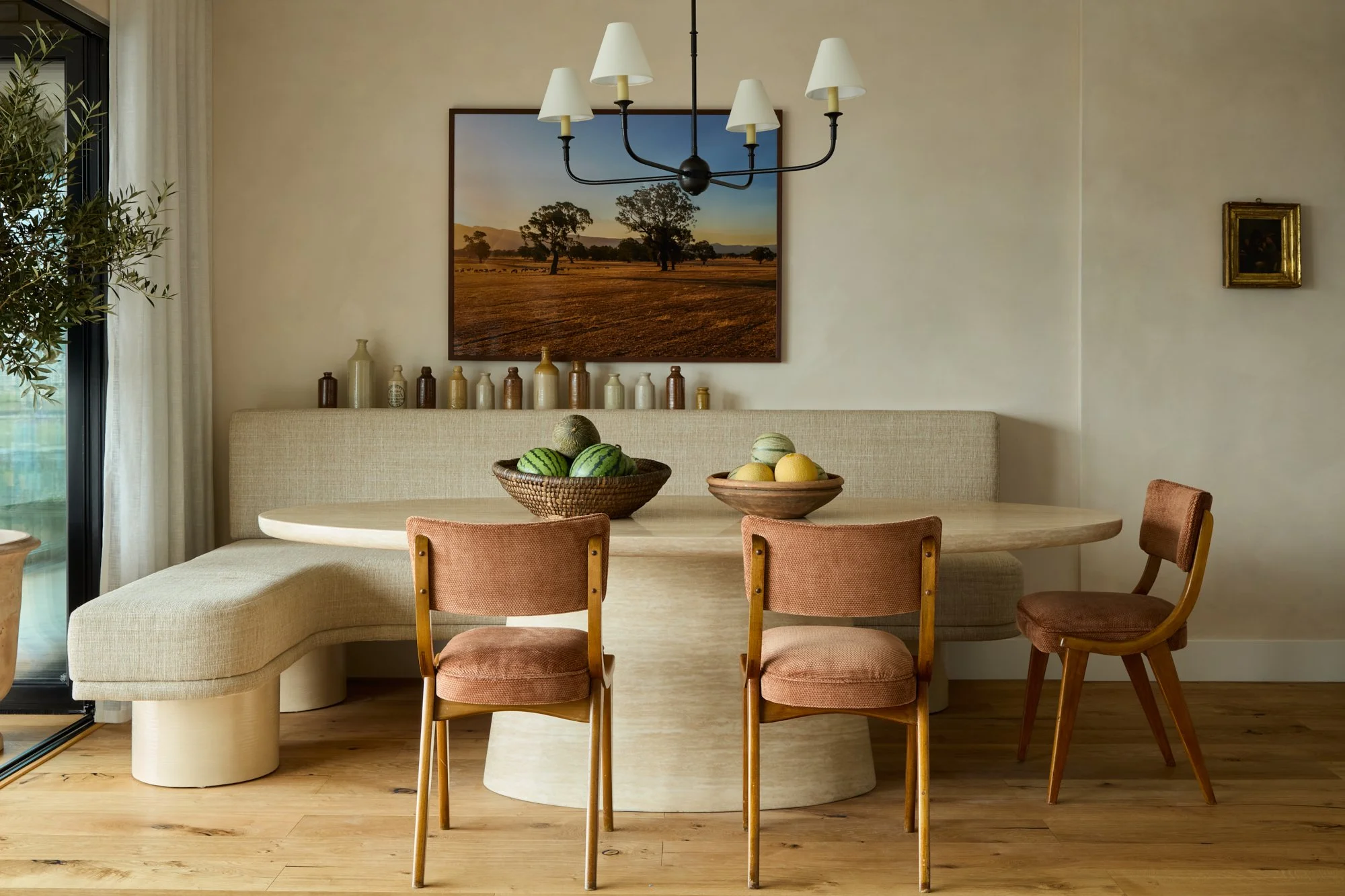 Graphite Square: Where Australian Architecture Meets Parisian Inspired Interiors 