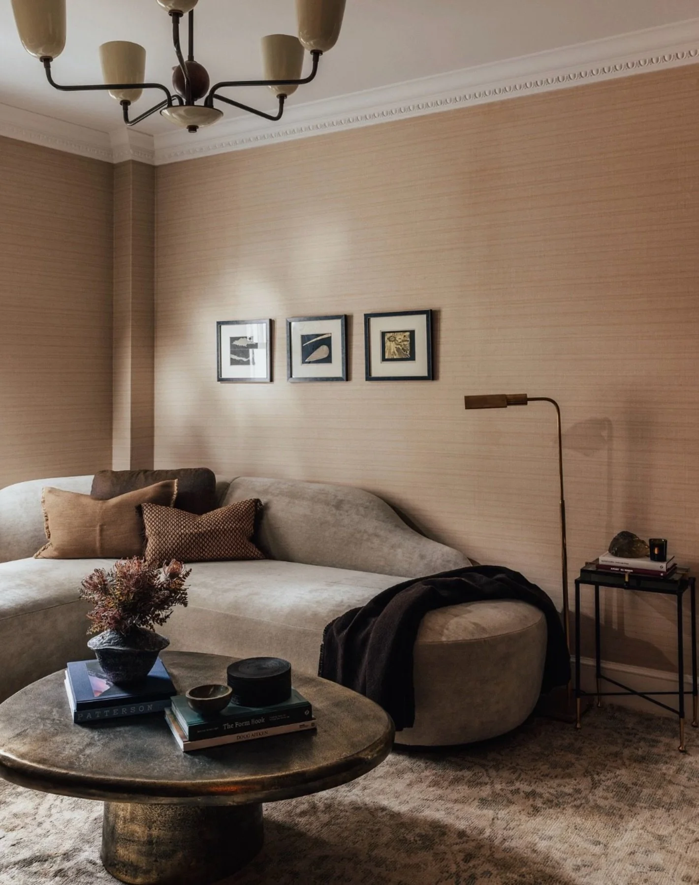 For corners that deserve more than an afterthought. 🤍

The Mayfair Sofa by @bazaar.ldn was first created for a one-bedroom pied-&agrave;-terre at 36 &amp; 37 Hertford Street Residences by @a.london.interiors. It&rsquo;s the perfect piece for every c