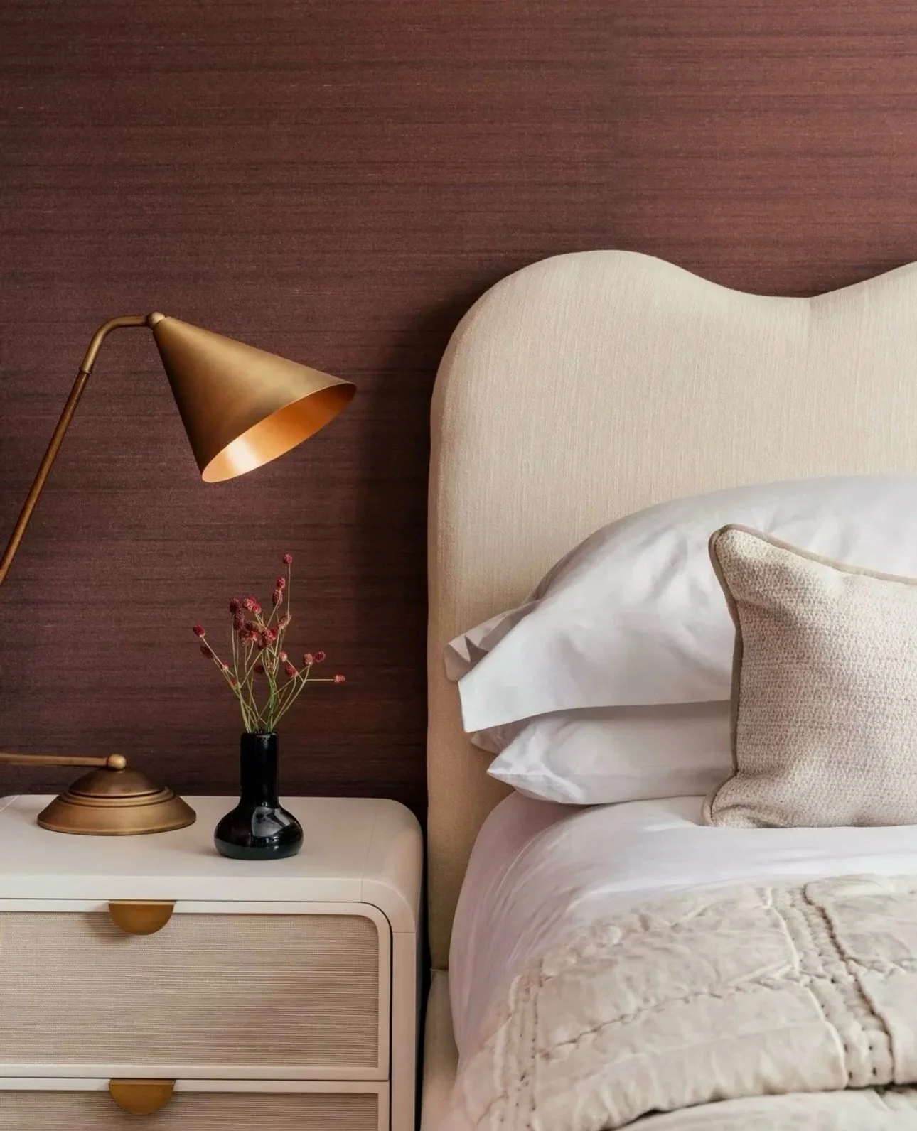 Sold in two weeks. Reserved in one viewing.

At Strand Chambers, BoxNine7&rsquo;s bespoke furnishing scheme told a story buyers could instantly step into, with almost every apartment sold fully dressed. Each space was designed to create emotional cla