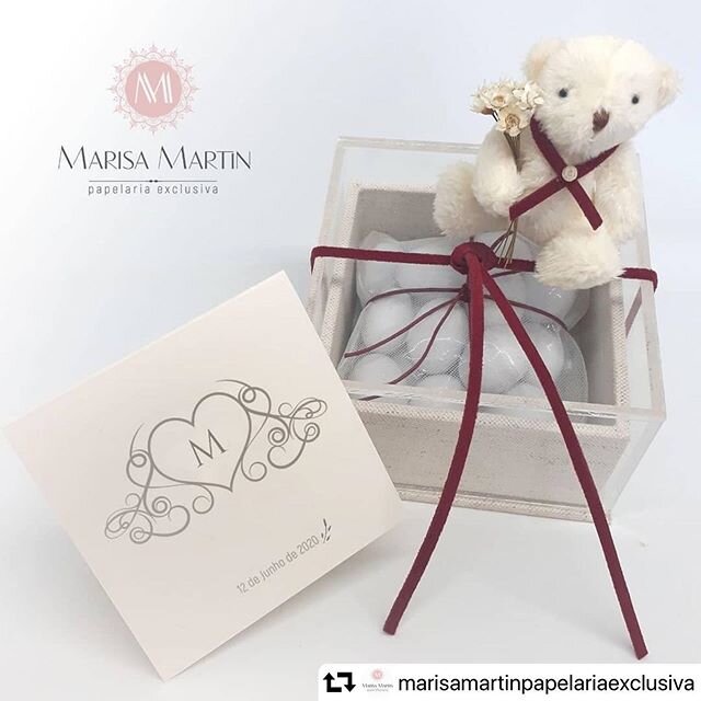 #repost @marisamartinpapelariaexclusiva
・・・
Dia dos Namorados chegando...
Voc&ecirc; j&aacute; escolheu a forma de demonstrar quanto voc&ecirc; a(o) quer?
MARISA MARTIN selecionou alguns mimos para voc&ecirc; surpreender!
S&atilde;o caixinhas fofas q