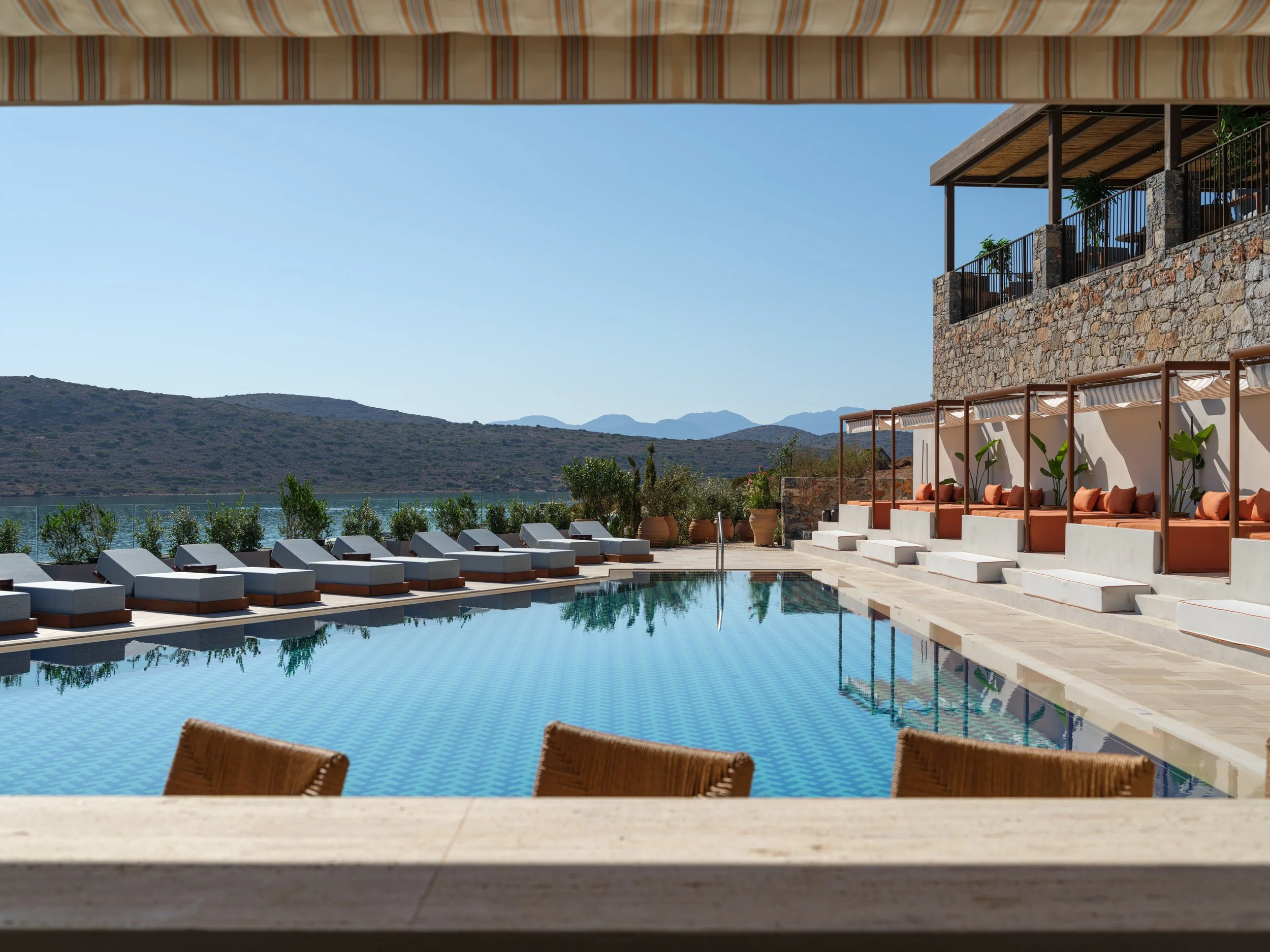 domes_pool_058.jpg