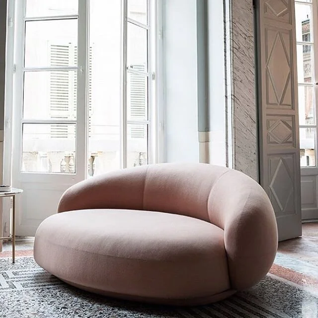 Julep sofa @tacchini_italia_forniture 
#noirsalons #noirstockholm #inspiration #noirloves #julepsofa #tacchini