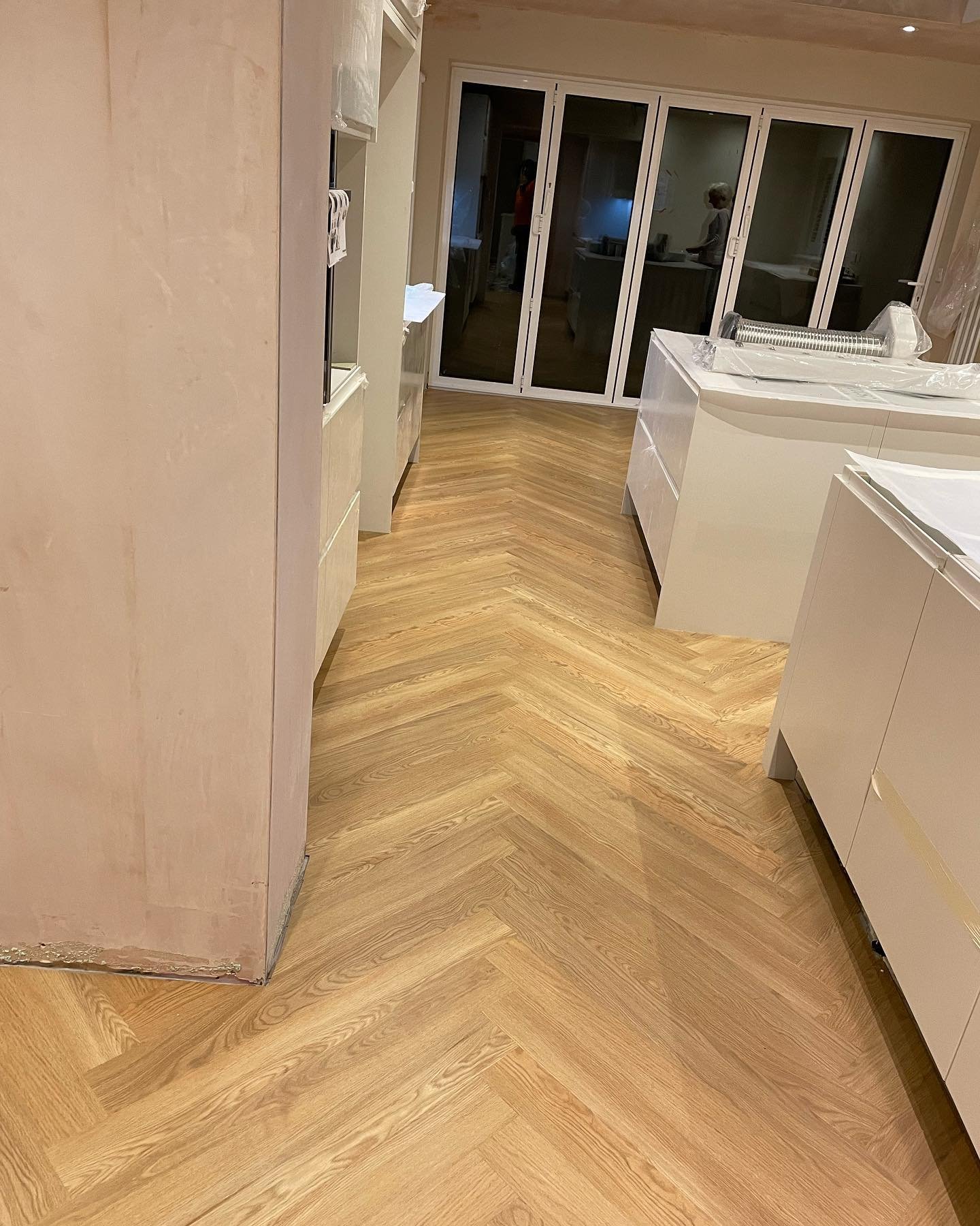 Another day another herringbone&hellip;..please don&rsquo;t fit the island my stress levels can&rsquo;t handle it lol  #elementskitchens #amtico #lvtflooring #boundaryflooringltd