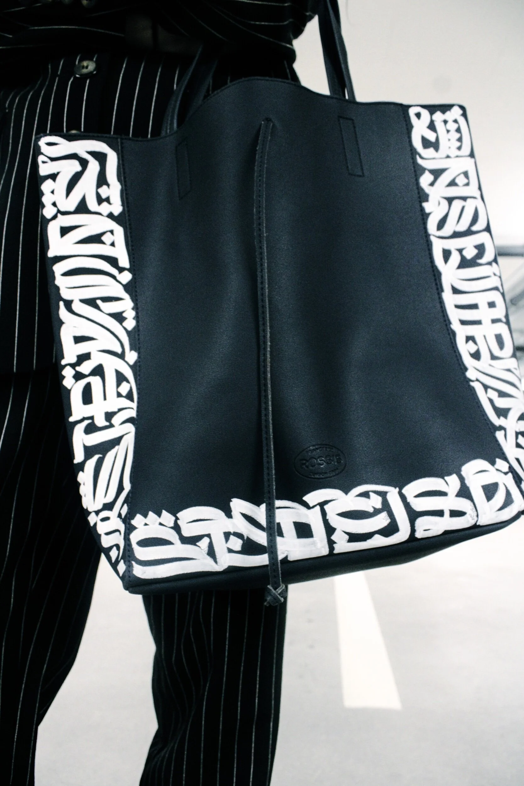 696E1154-7339-4D63-B0E3-DA4FD00CBDE9